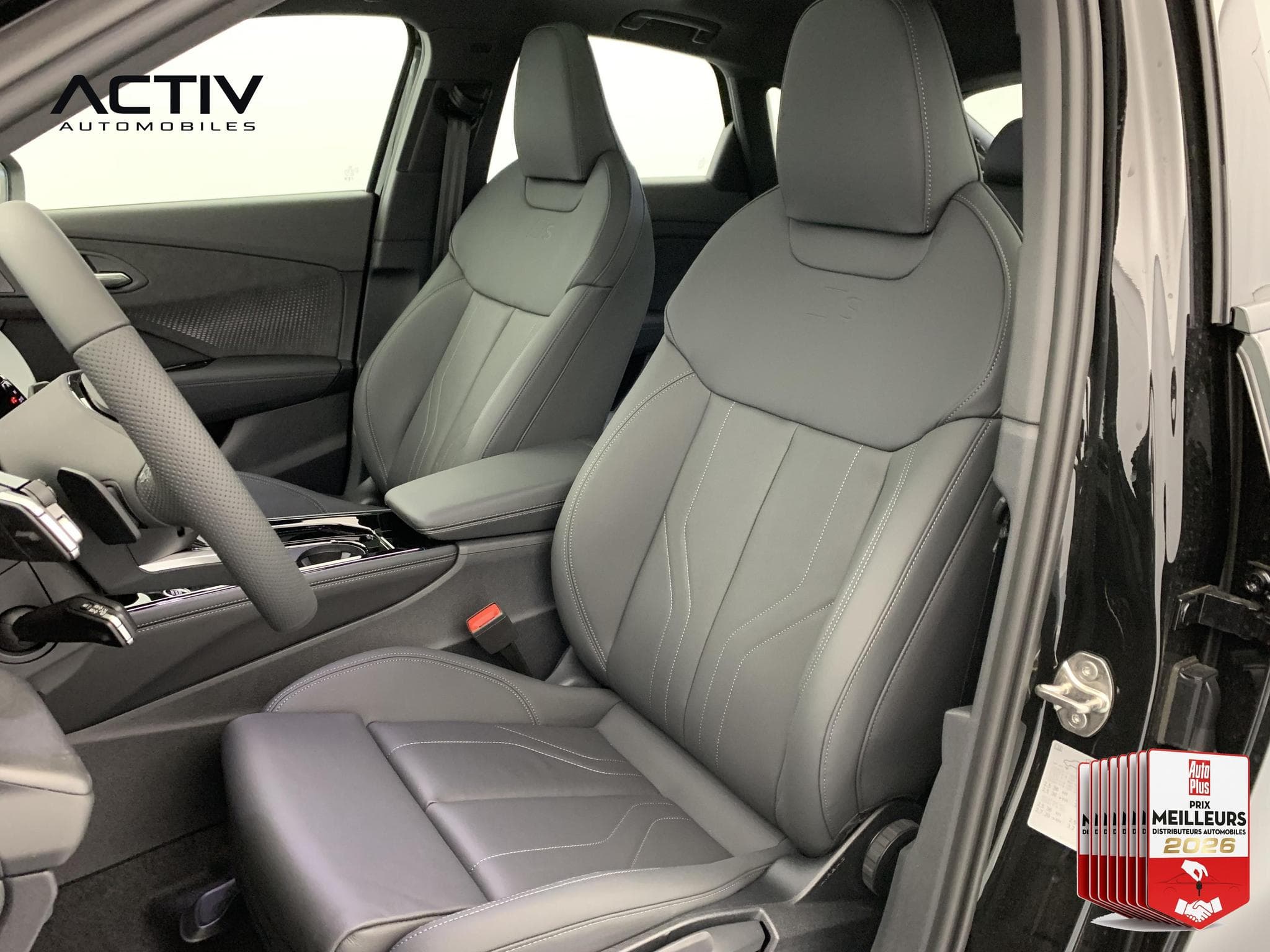 Audi Q3 E-HYBRID 272 CH S TRONIC 6 S LINE (2026) - Photo 26