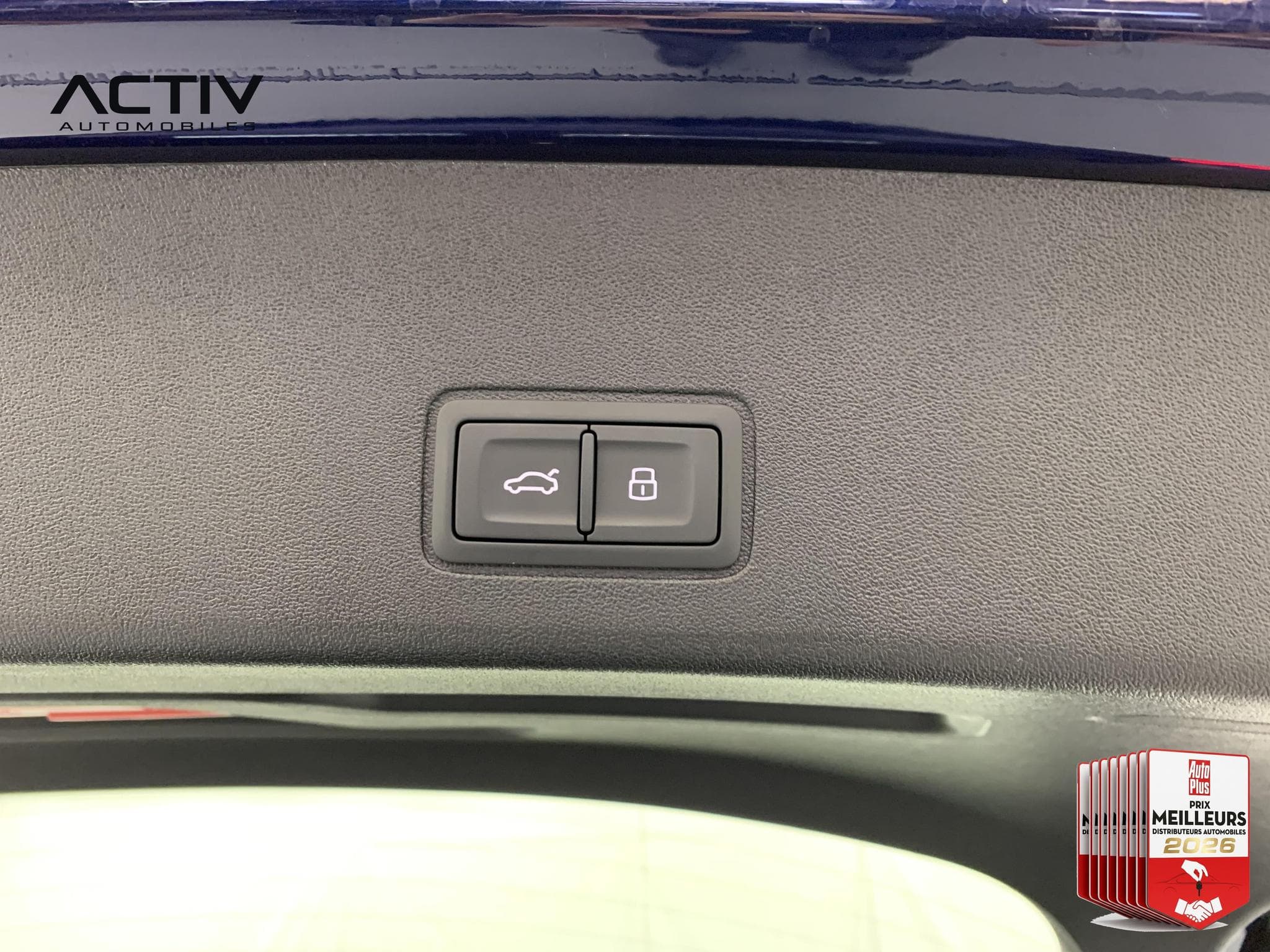 Audi Q3 E-HYBRID 272 CH S TRONIC 6 S LINE (2026) - Photo 13