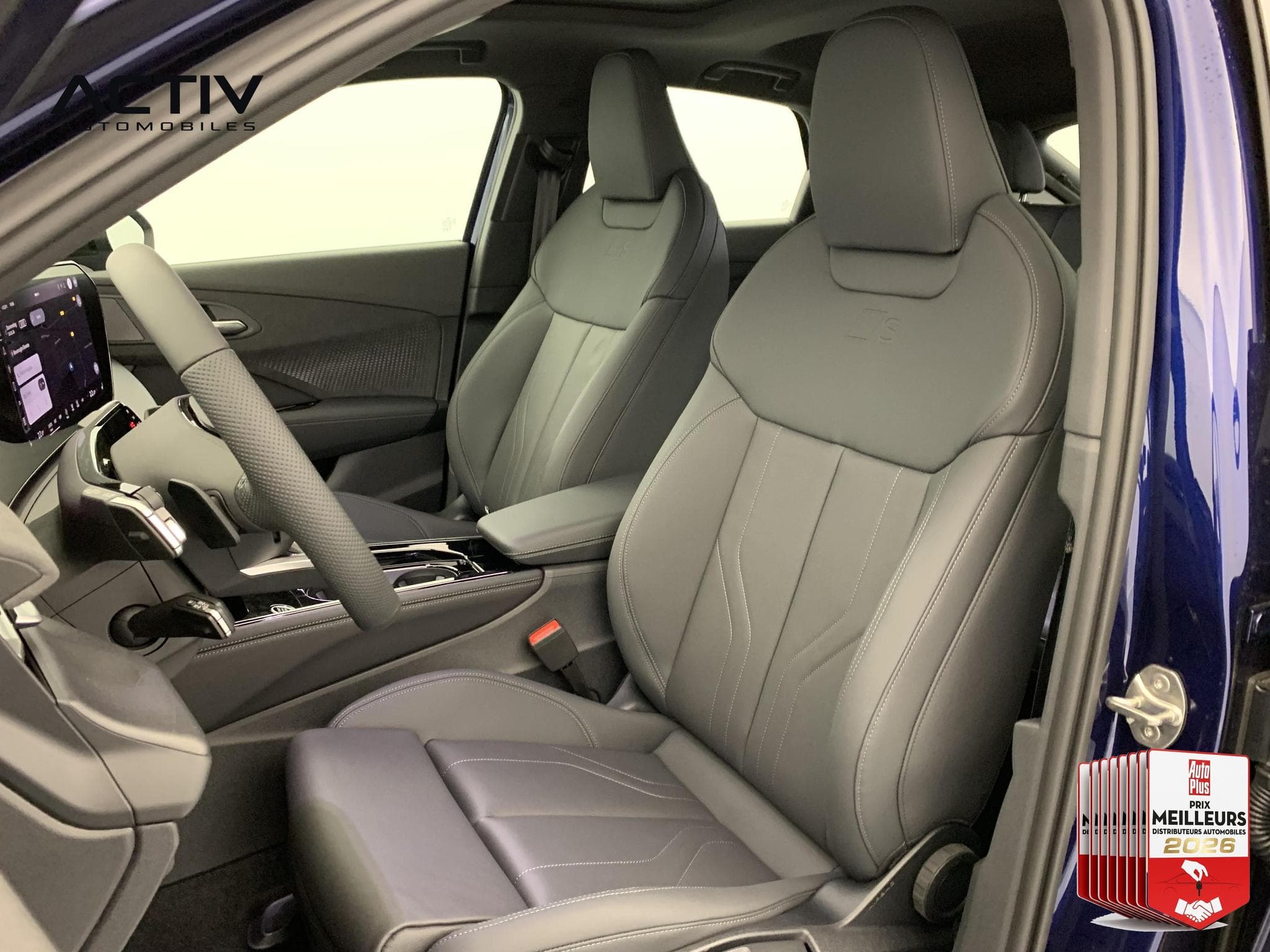 Audi Q3 E-HYBRID 272 CH S TRONIC 6 S LINE (2026) - Photo 25