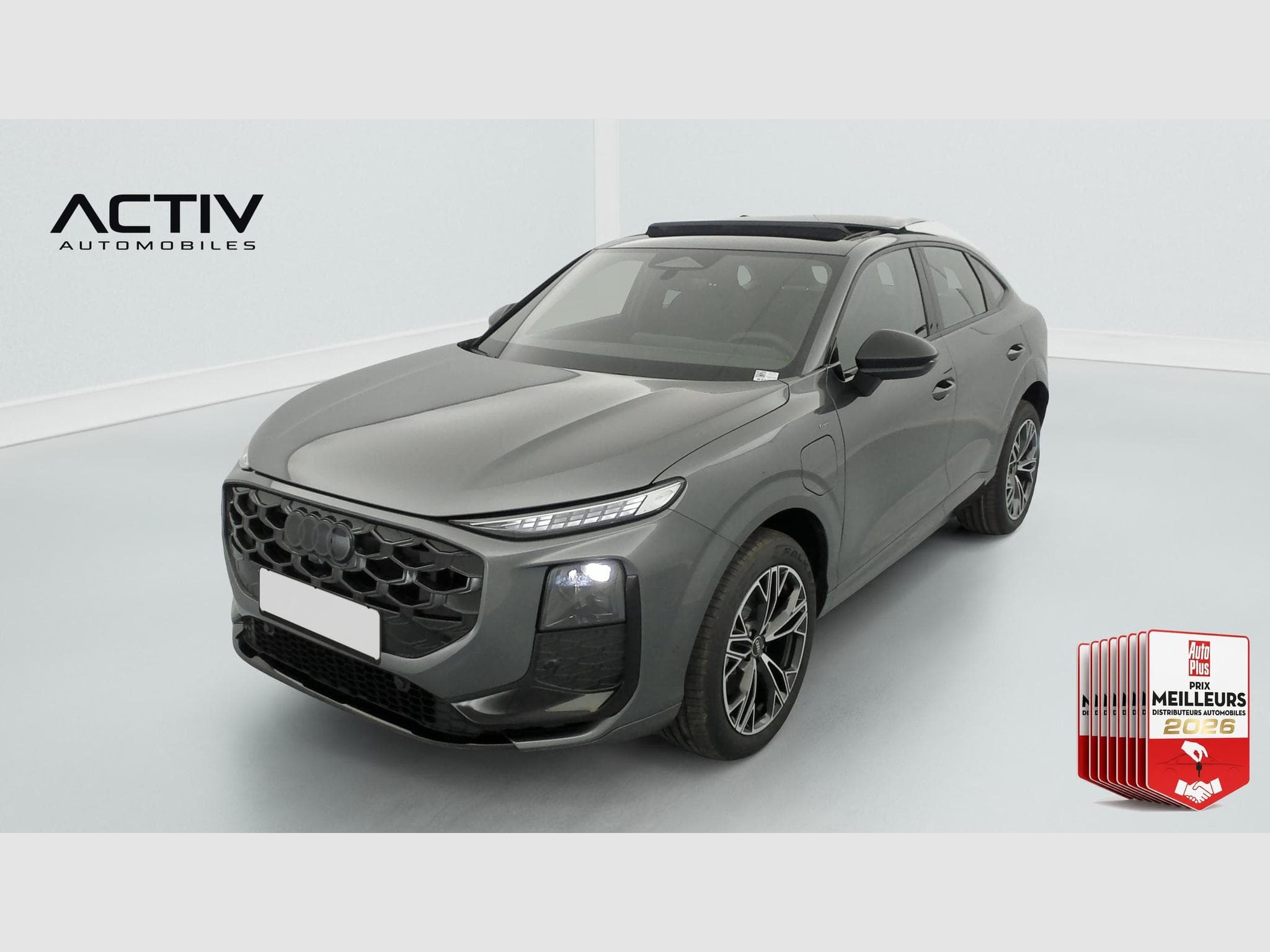 Audi Q3 E-HYBRID 272 CH S TRONIC 6 S LINE (2026) - Photo 3