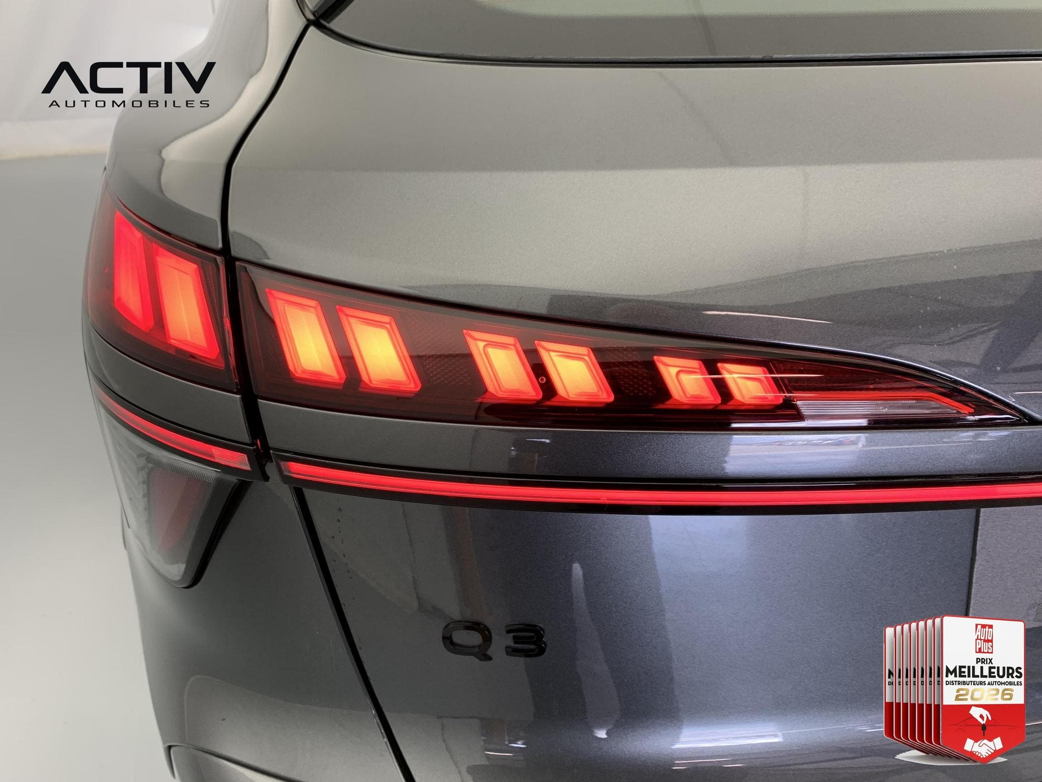 Audi Q3 E-HYBRID 272 CH S TRONIC 6 S LINE (2026) - Photo 11