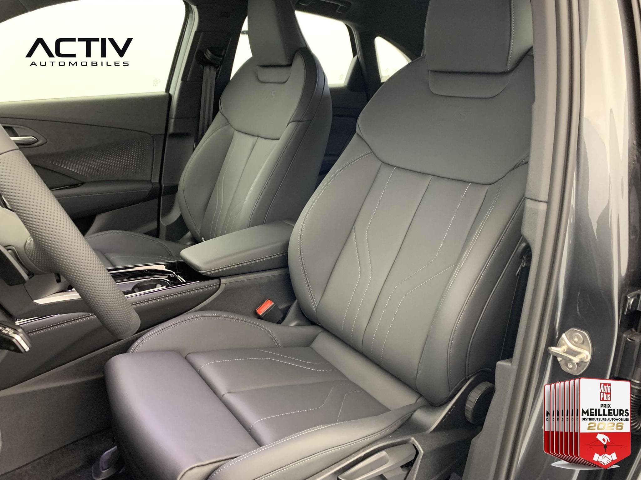 Audi Q3 E-HYBRID 272 CH S TRONIC 6 S LINE (2026) - Photo 25