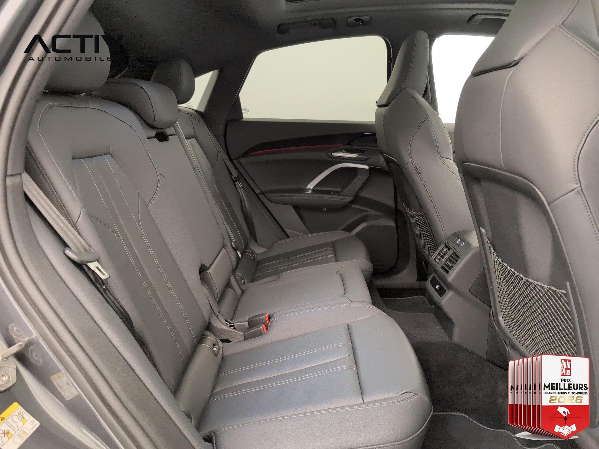 Audi Q5 Sportback e-hybrid 299 ch S tronic 7 Quattro S line (2026) - Photo 32