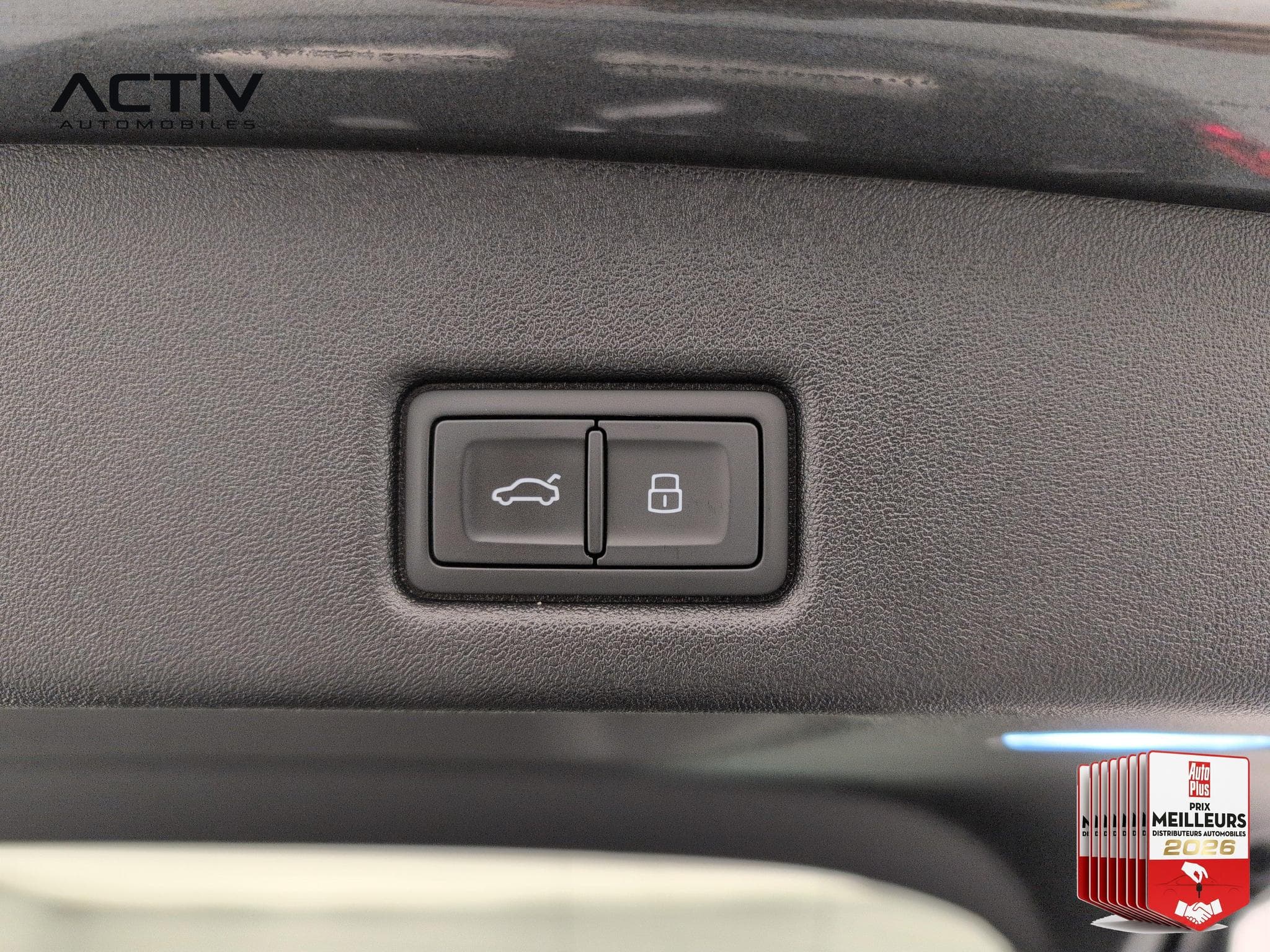 Audi Q5 Sportback e-hybrid 299 ch S tronic 7 Quattro S line (2026) - Photo 37