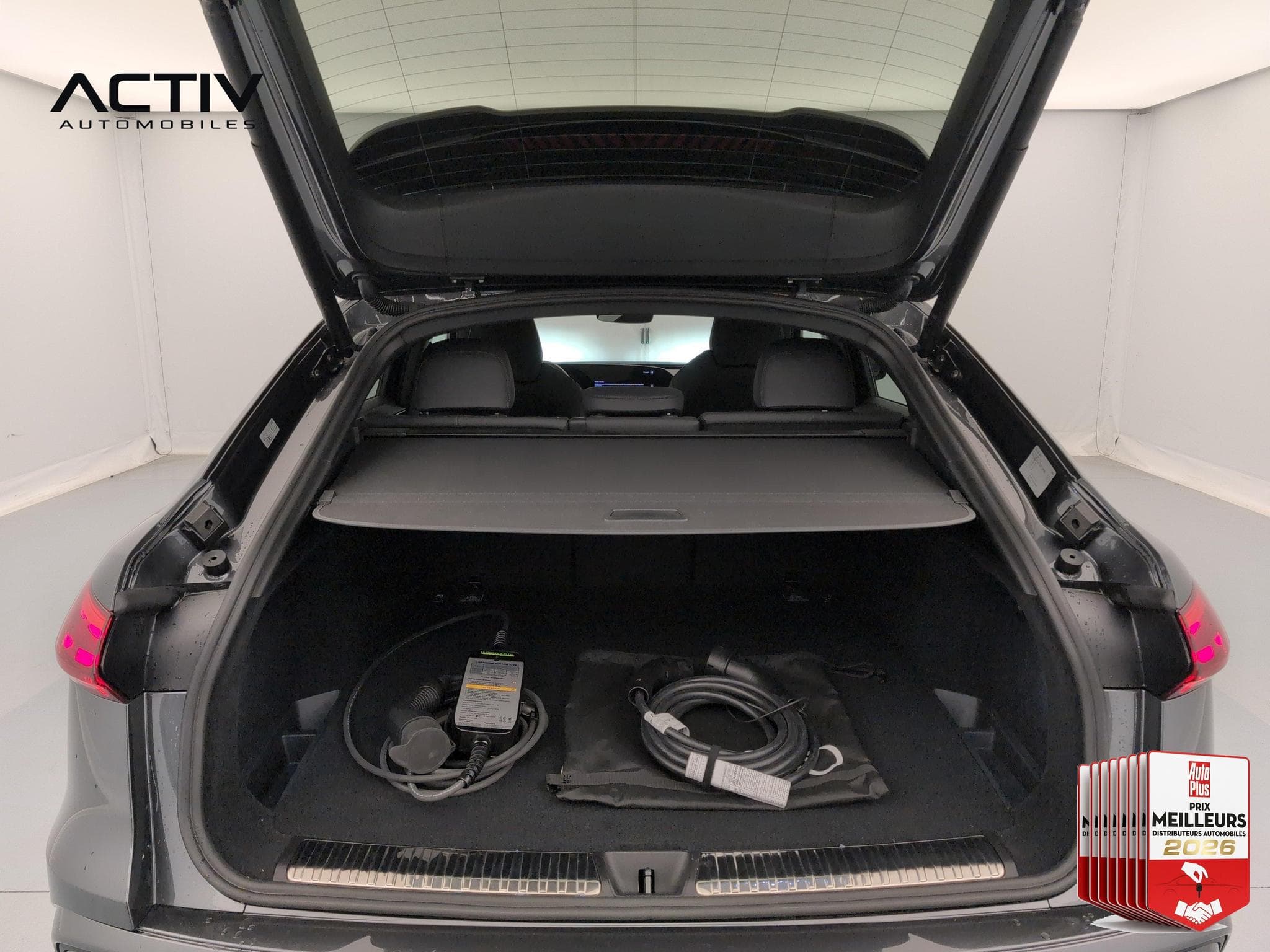 Audi Q5 Sportback e-hybrid 299 ch S tronic 7 Quattro S line (2026) - Photo 36