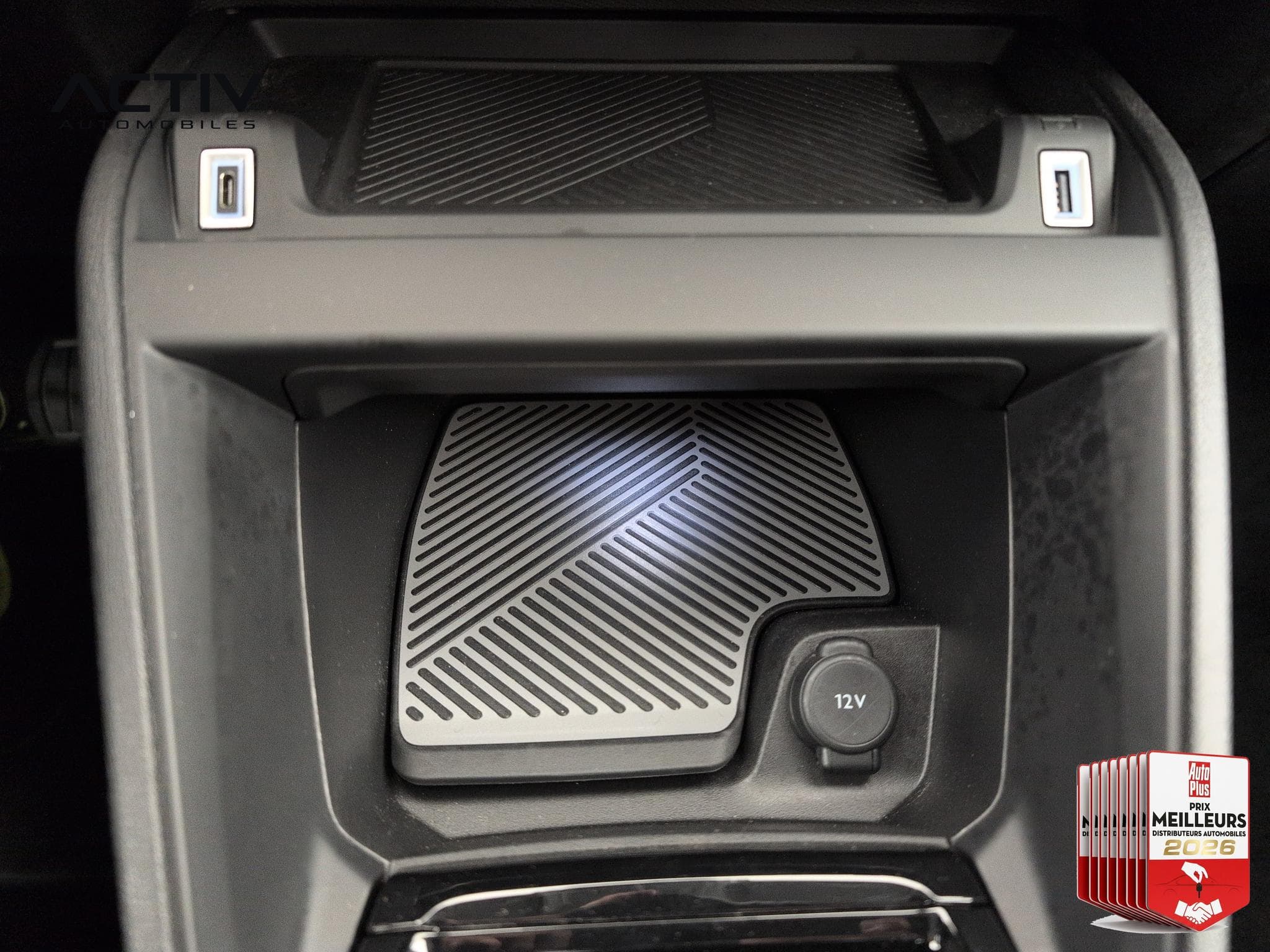 Citroën C4 Hybride 145 ch e-DCS6 Plus (2025) - Foto 20