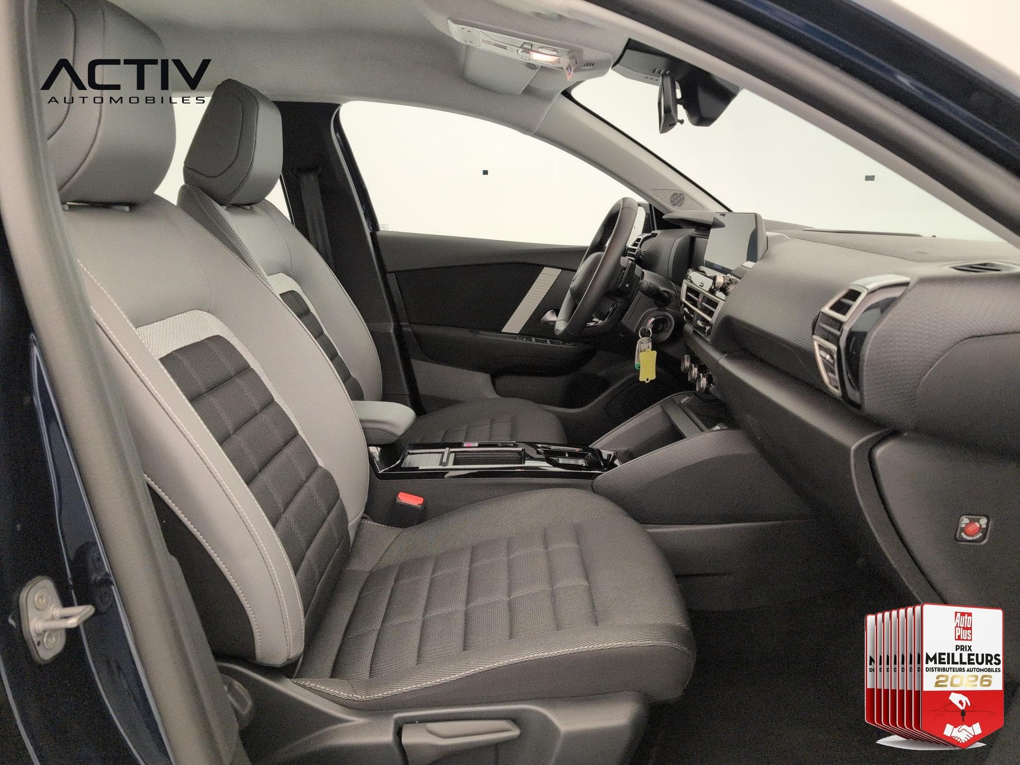 Citroën C4 Hybride 145 ch e-DCS6 Plus (2025) - Photo 9