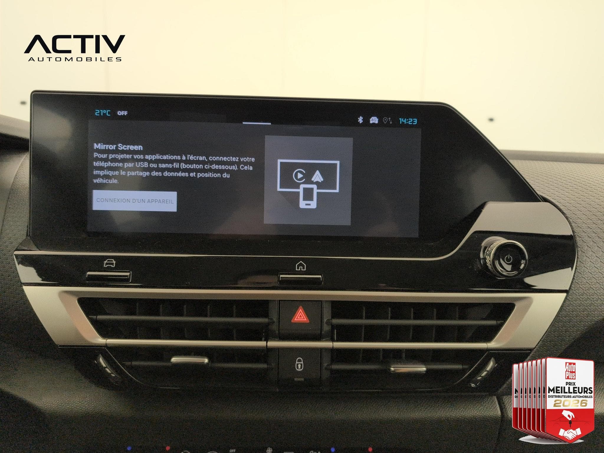 Citroën C4 Hybride 145 ch e-DCS6 Plus (2025) - Photo 19