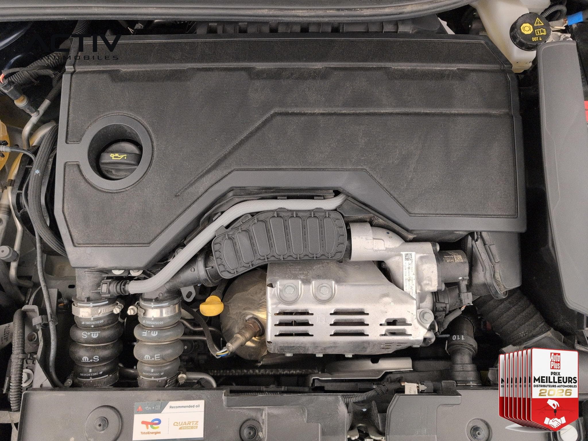 Citroën C4 Hybride 145 ch e-DCS6 Plus (2025) - Foto 22