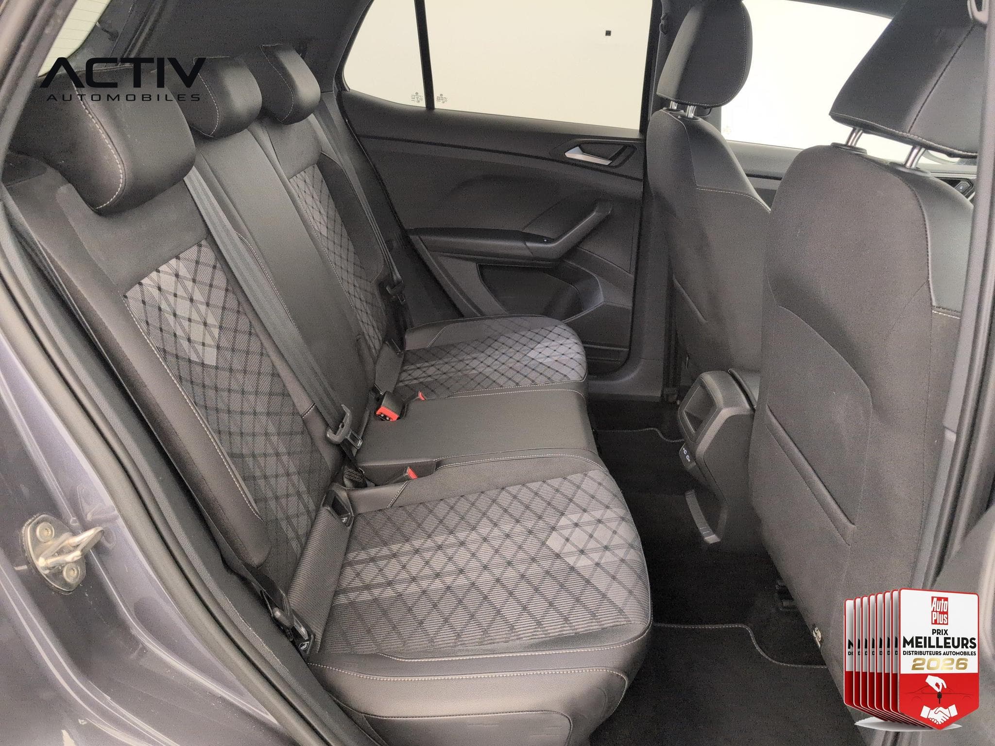 VW T-cross 1.0 TSI 116 Start/Stop DSG7 R-Line (2025) - Foto 10