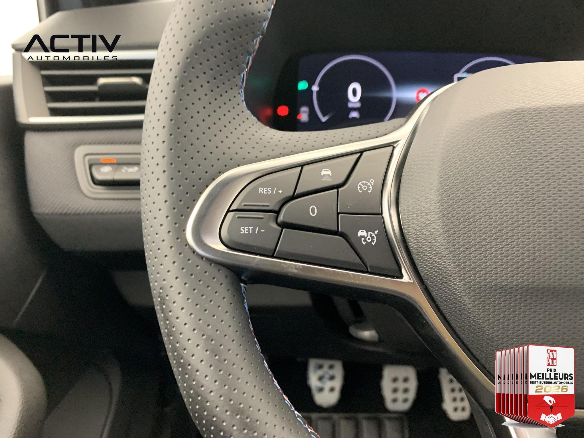 Renault Clio TCE 90 CH GSR2 ESPRIT ALPINE (2025) - Photo 17