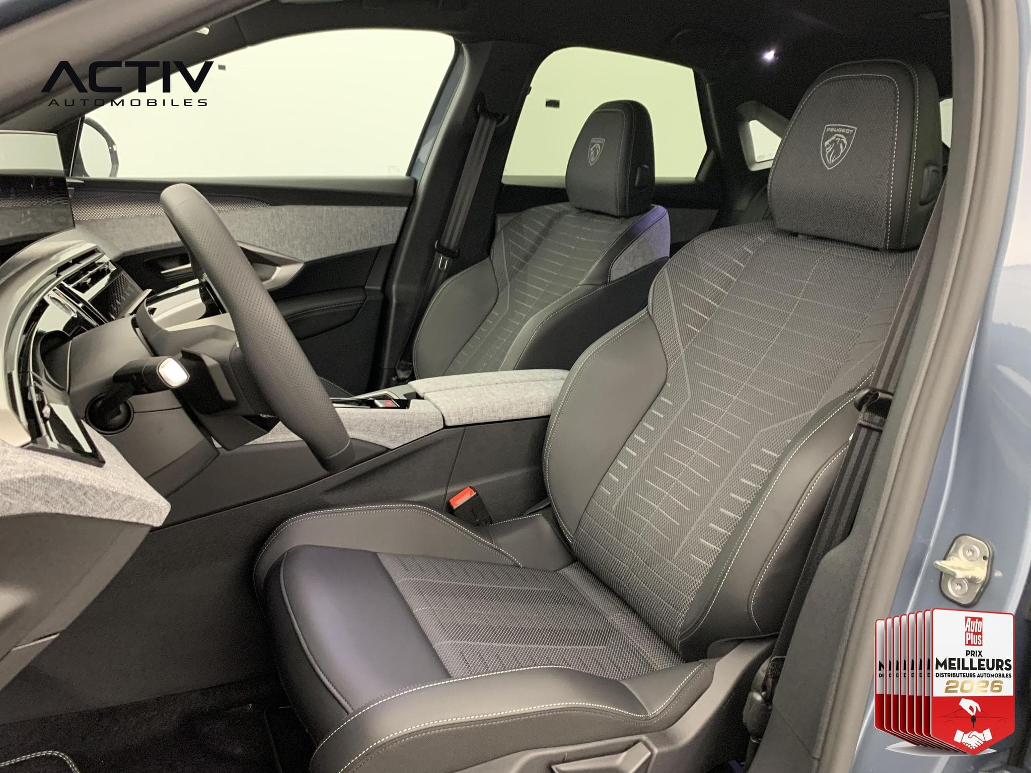 Peugeot 3008 Hybrid 145 e-DCS6 GT (2025) - Photo 22