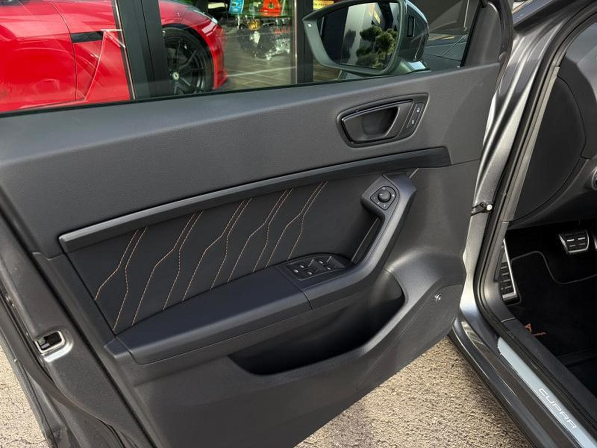 Cupra Ateca VZ 2.0 300ch/Attelage/Toit Panoramique/Sièges électriques (2023) - Foto 16