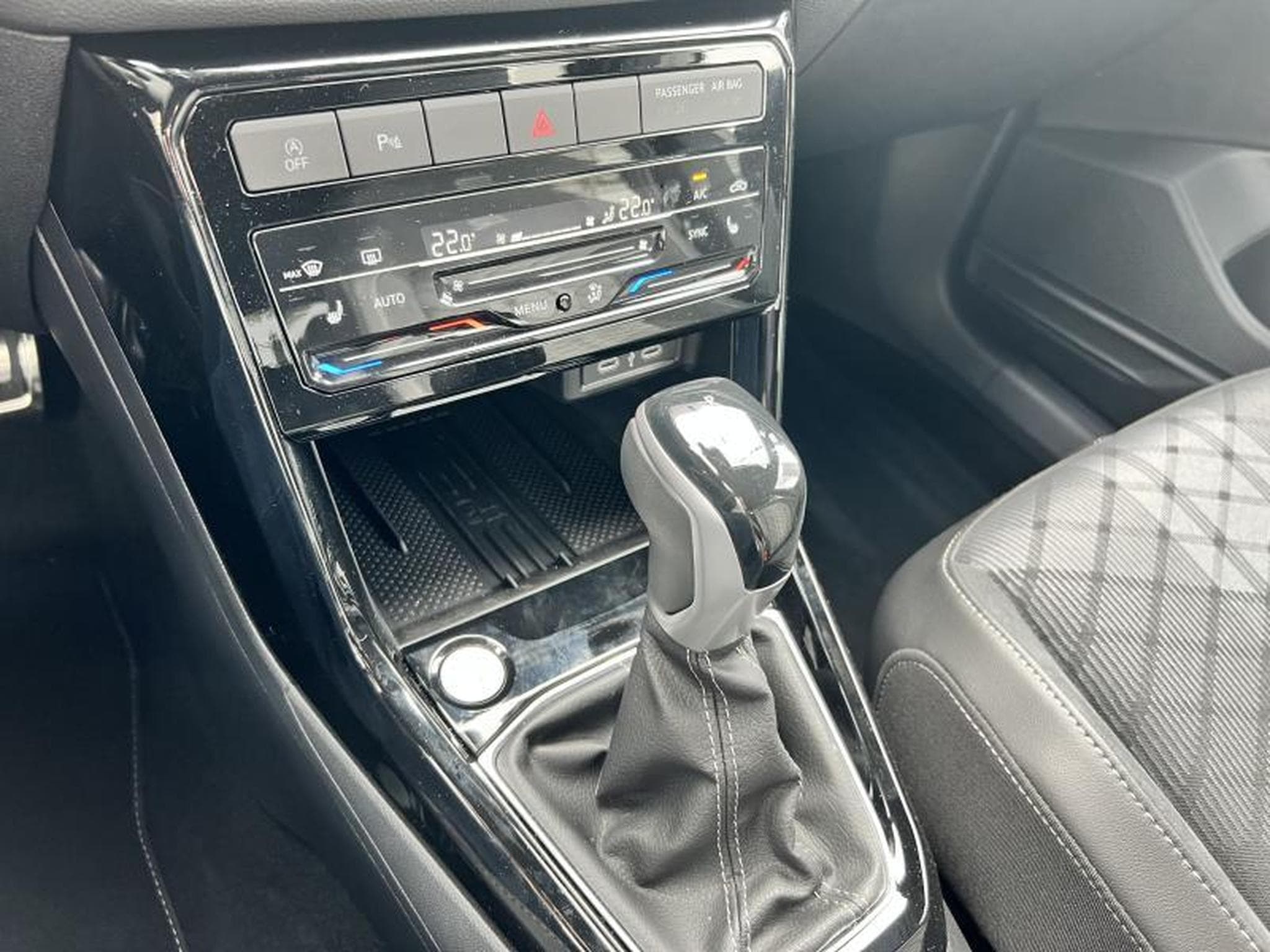 VW T-Cross R-LINE+DSG+IQLIGHT (2026) - Photo 10