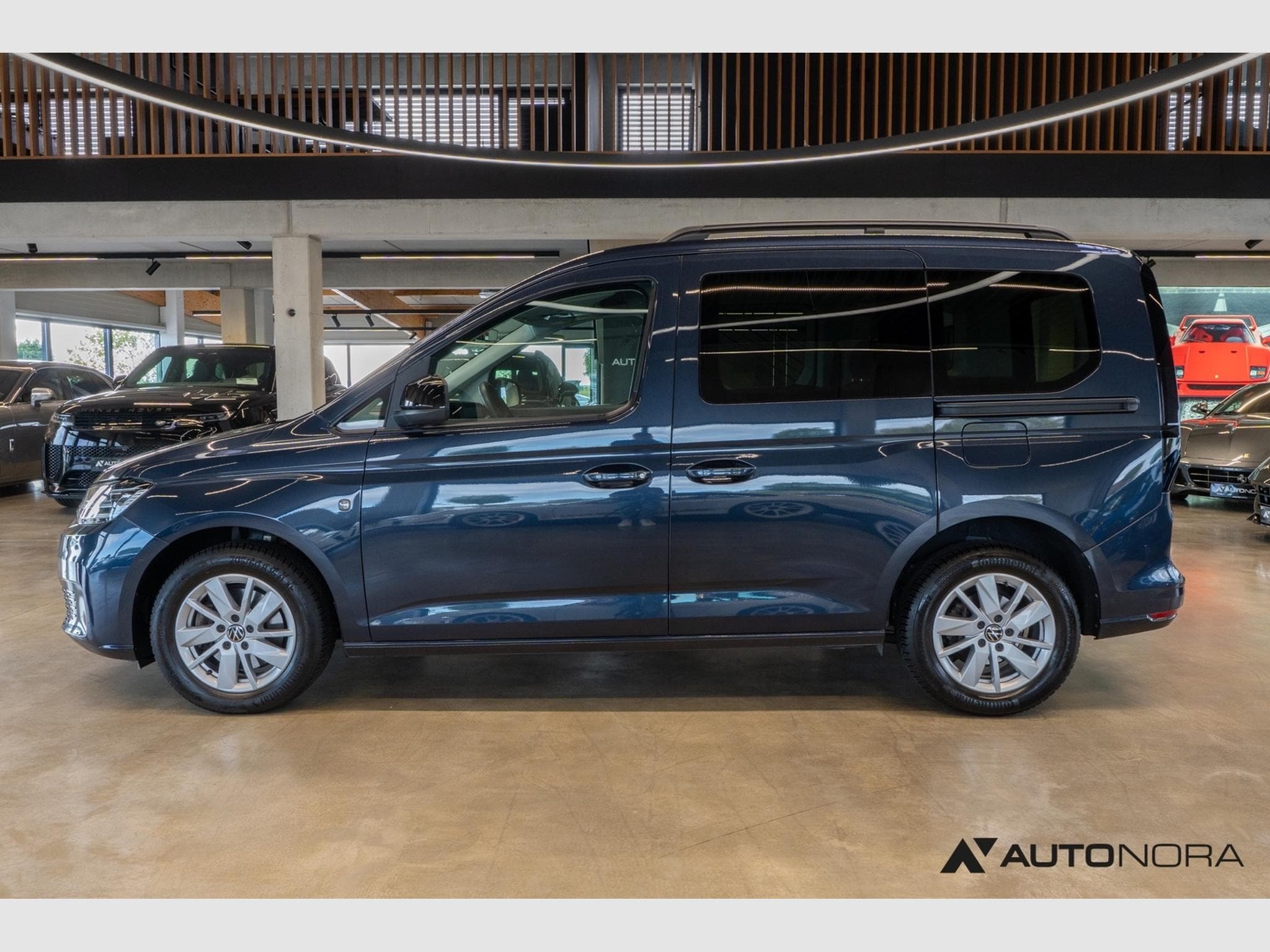 VW Caddy 1.5 TSI Life (2023) - Photo 7