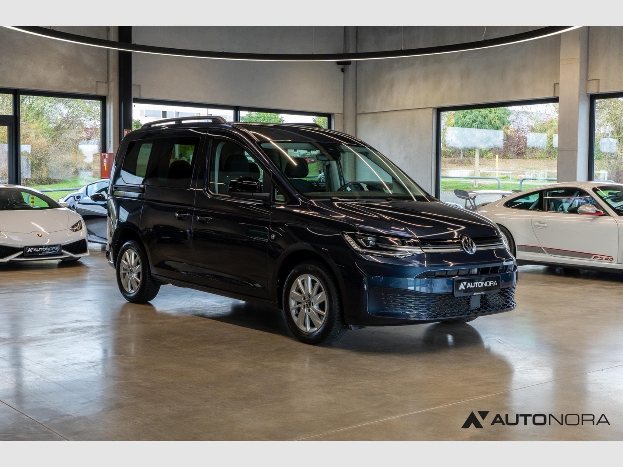 VW Caddy 1.5 TSI Life (2023) - Photo 3
