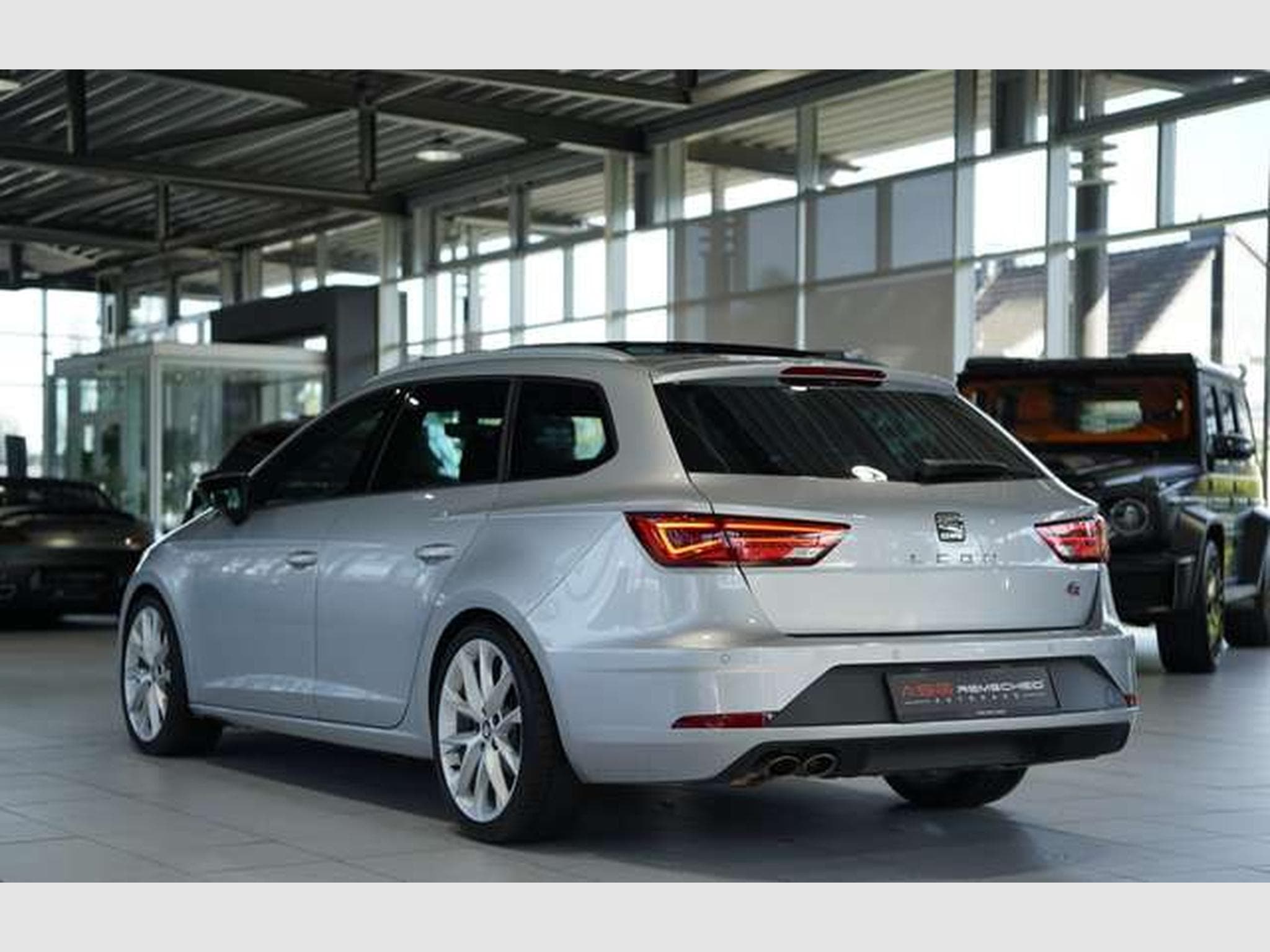 SEAT Leon FR 1.5 TSI *Pano *AHK *Business-Paket *PDC (2017) - Photo 9