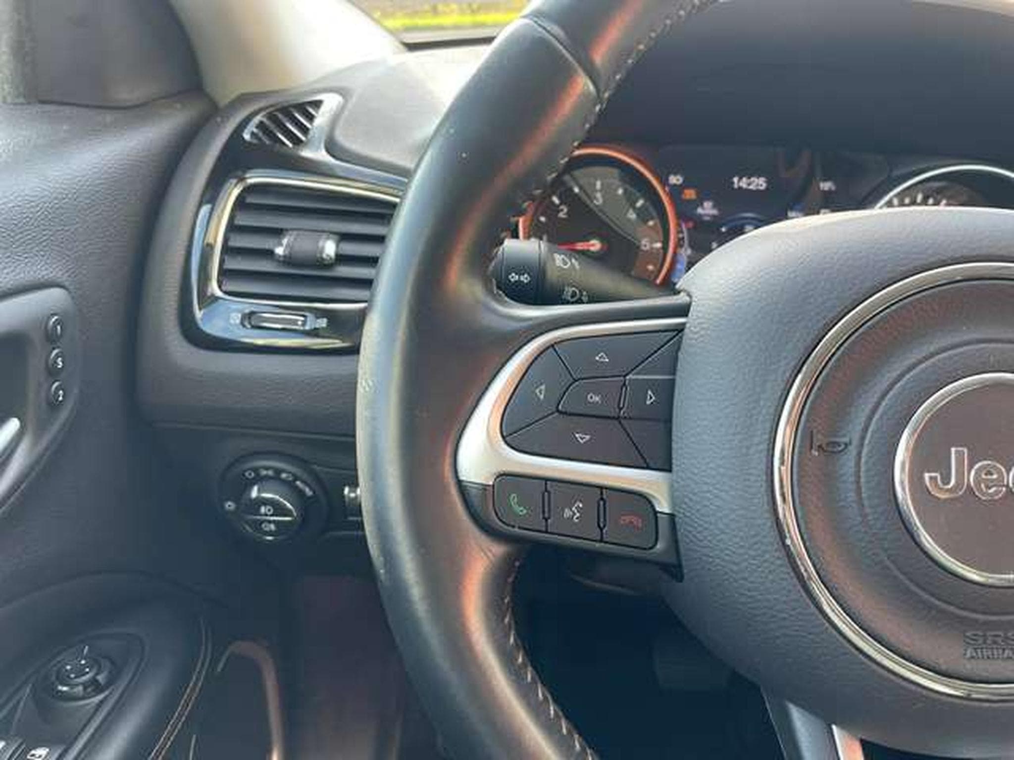 Jeep Compass 2.0 MultiJet Active Drive Automatik Limited - JUSQU'A 36 MOI (2018) - Foto 16