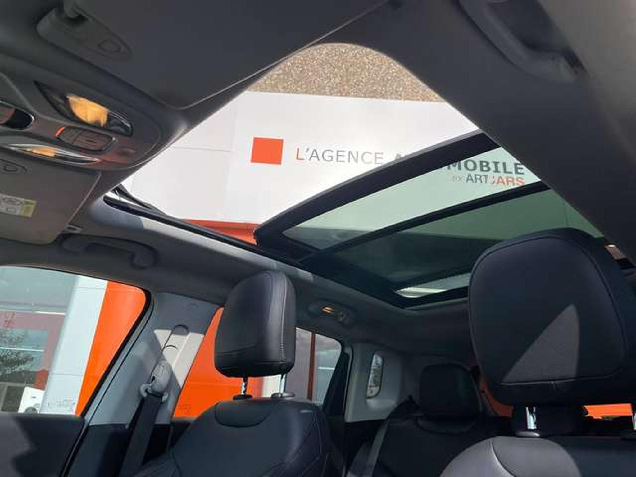 Jeep Compass 2.0 MultiJet Active Drive Automatik Limited - JUSQU'A 36 MOI (2018) - Foto 24