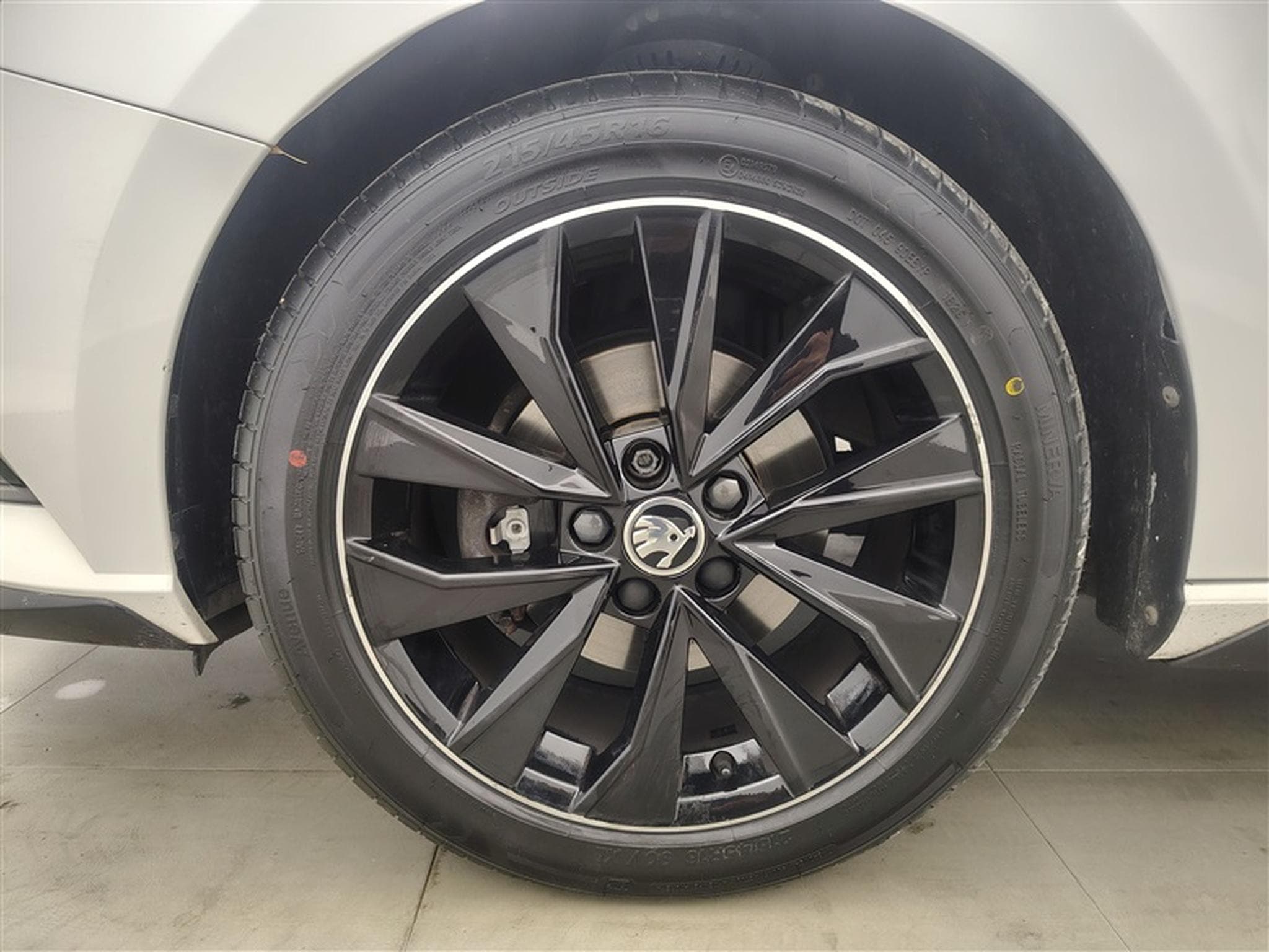 Skoda Fabia 1.0 TSI Monte Carlo (EU6AP) (2021) - Photo 6