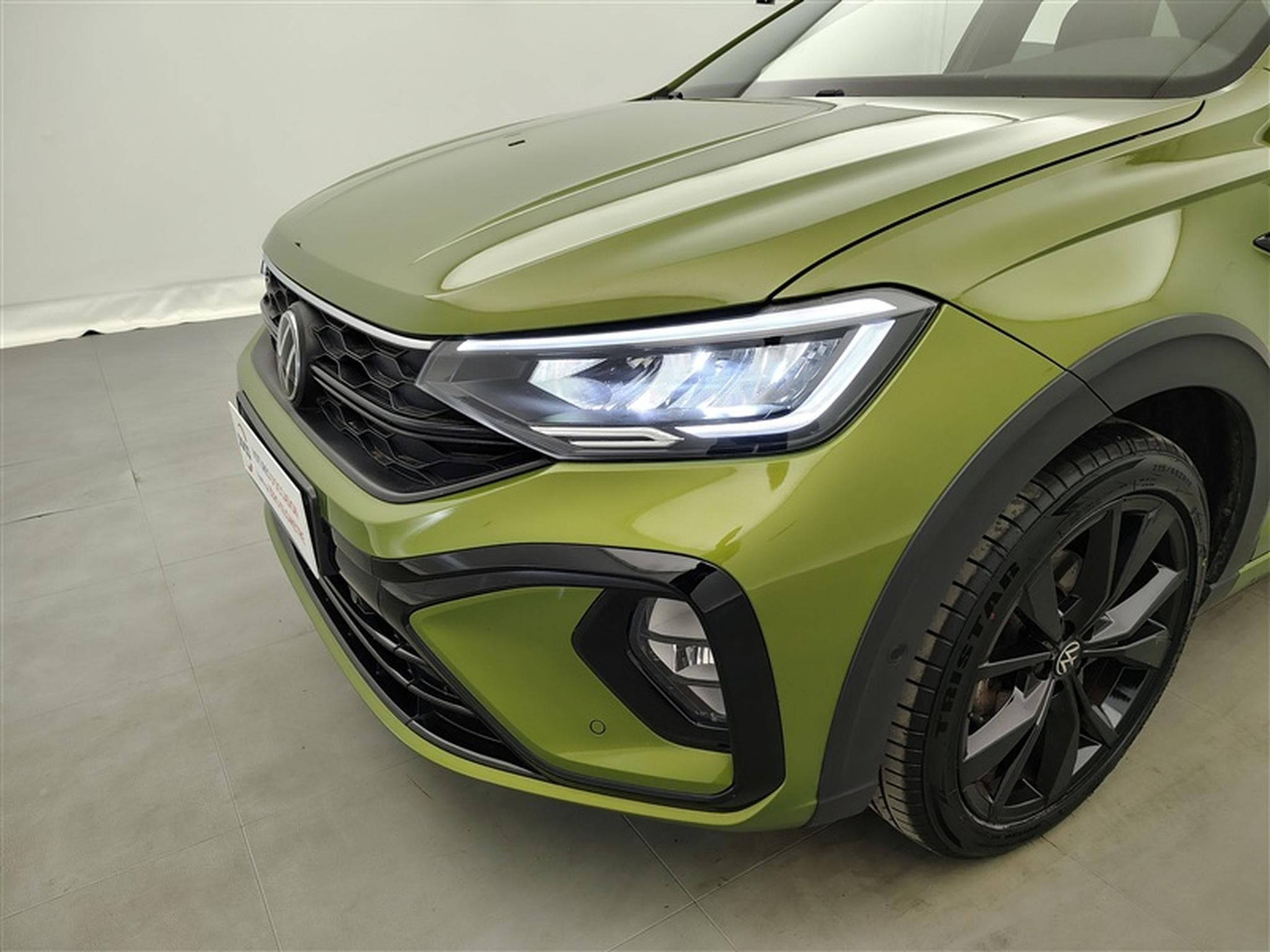 VW Taigo 1.5 TSI 150cv DSG R-Line NAVI / CARPLAY / CAMERA (2022) - Photo 15