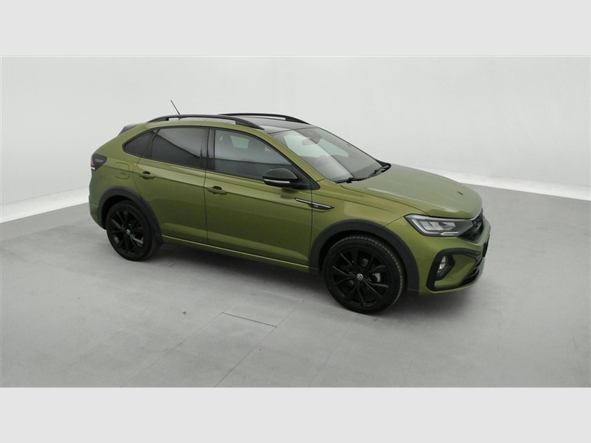 VW Taigo 1.5 TSI 150cv DSG R-Line NAVI / CARPLAY / CAMERA (2022) - Photo 22