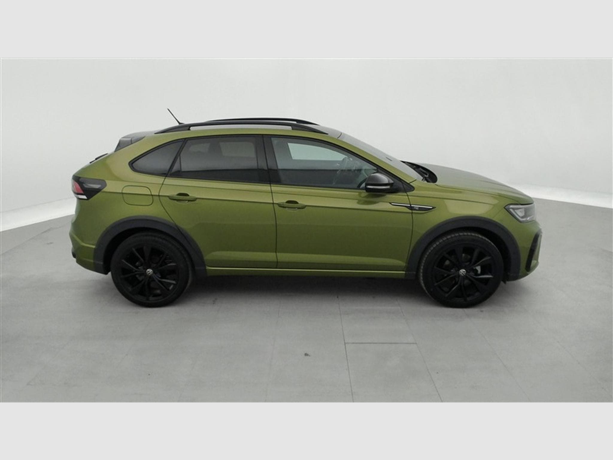 VW Taigo 1.5 TSI 150cv DSG R-Line NAVI / CARPLAY / CAMERA (2022) - Photo 23