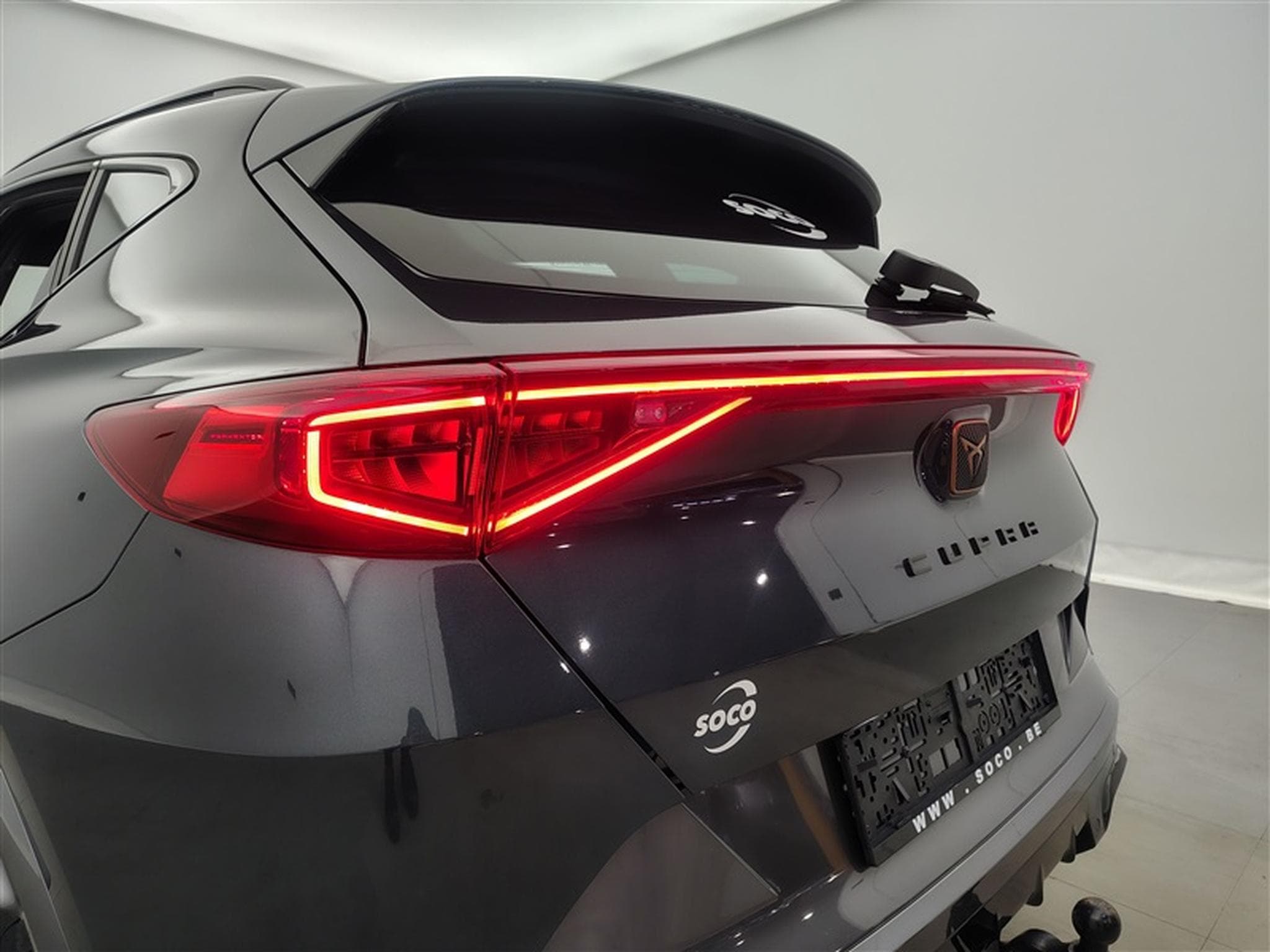 Cupra Formentor 1.4 e-Hybrid 204cv PHEV DSG NAVI / FULL LED / CAMERA / JA 18 (2024) - Photo 16