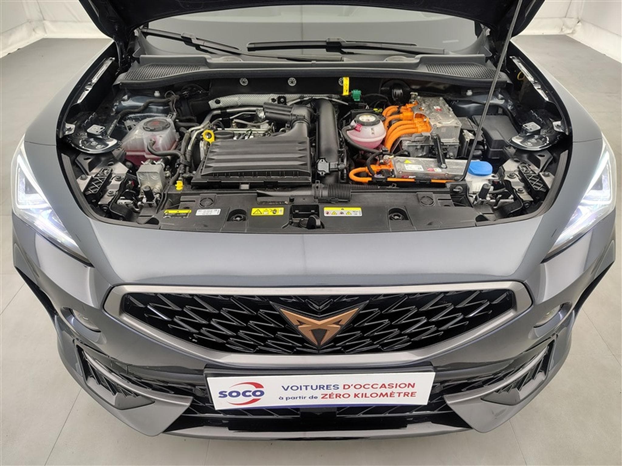 Cupra Formentor 1.4 e-Hybrid 204cv PHEV DSG NAVI / FULL LED / CAMERA / JA 18 (2024) - Photo 20