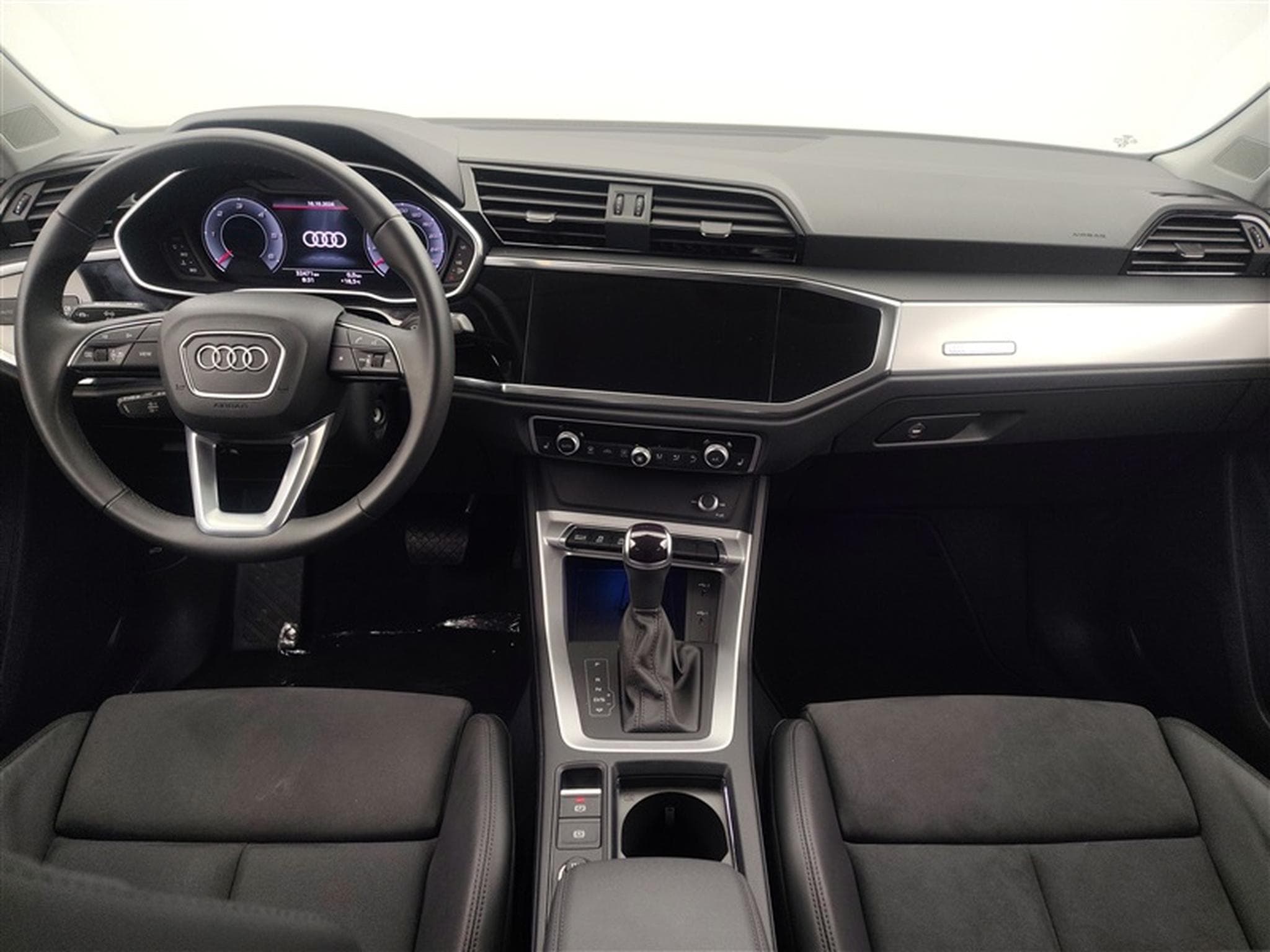 Audi Q3 SPORTBACK TDi 150cv S-Line *Auto/Alcantara/Full Led/Camera* (2025) - Photo 8