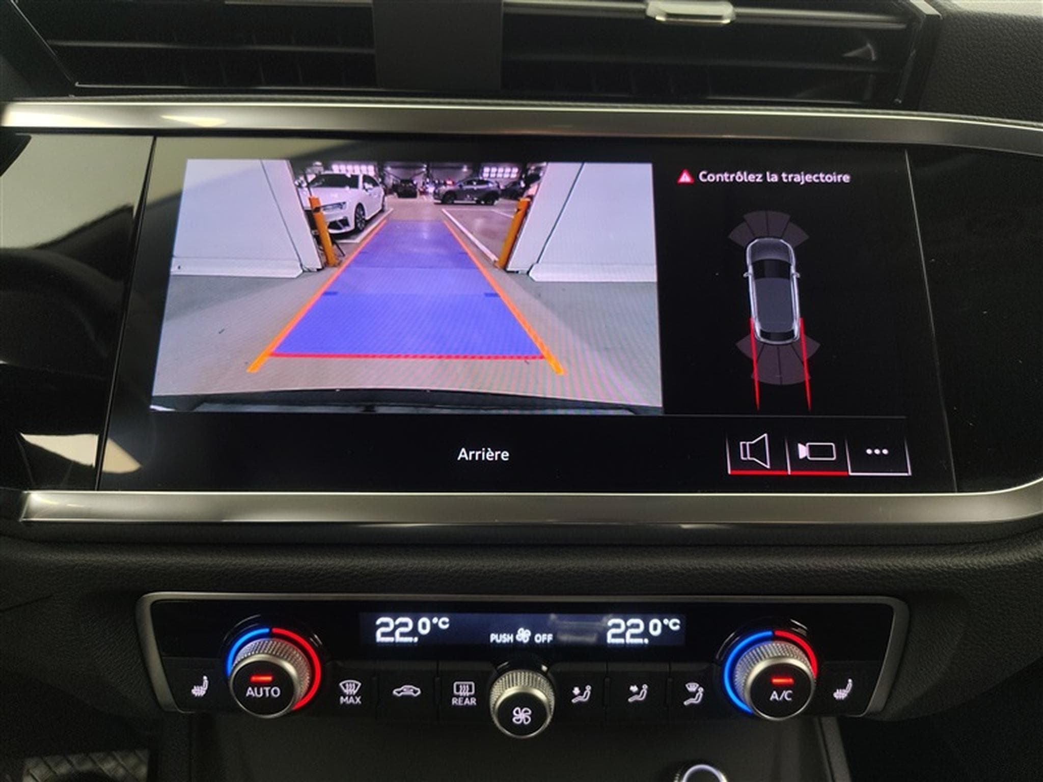 Audi Q3 SPORTBACK TDi 150cv S-Line *Auto/Alcantara/Full Led/Camera* (2025) - Photo 18