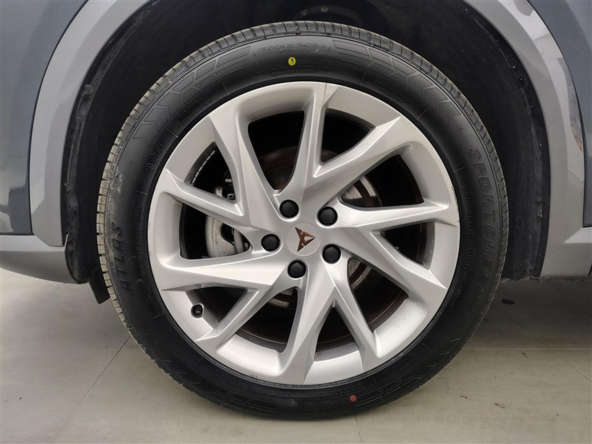Cupra Formentor 1.4 e-Hybrid 204cv PHEV DSG NAVI / FULL LED / CAMERA / JA 18 (2024) - Photo 6