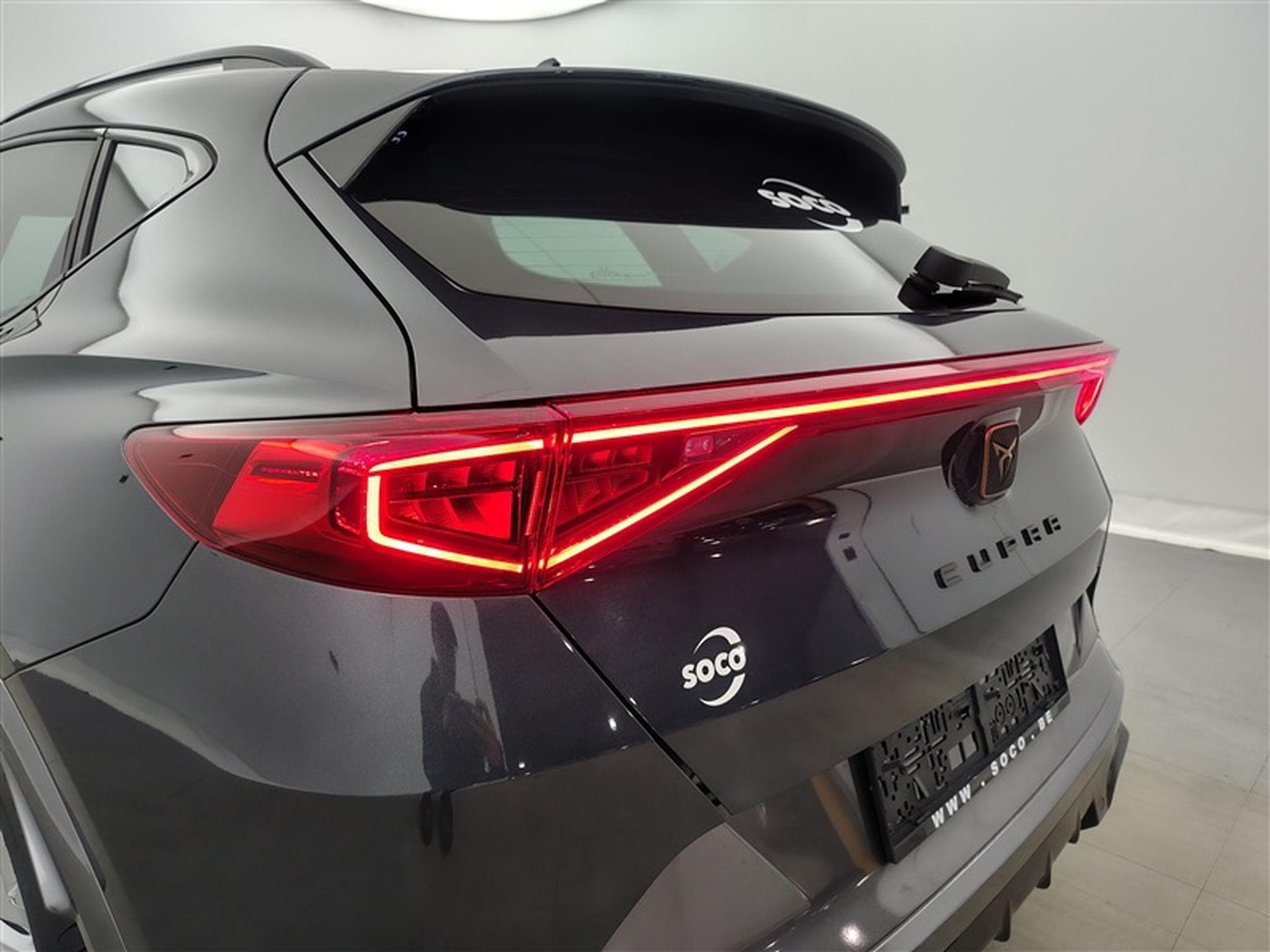 Cupra Formentor 1.4 e-Hybrid 204cv PHEV DSG NAVI / FULL LED / CAMERA / JA 18 (2024) - Photo 16