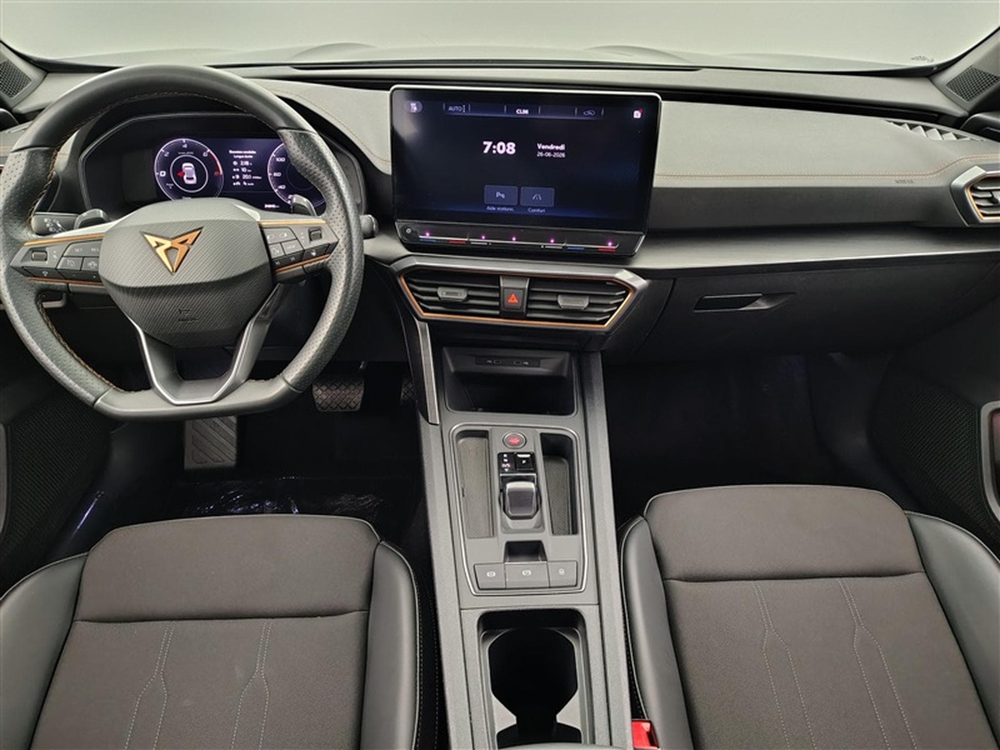 Cupra Formentor 1.4 e-Hybrid 204cv PHEV DSG NAVI / FULL LED / CAMERA / JA 18 (2024) - Photo 8