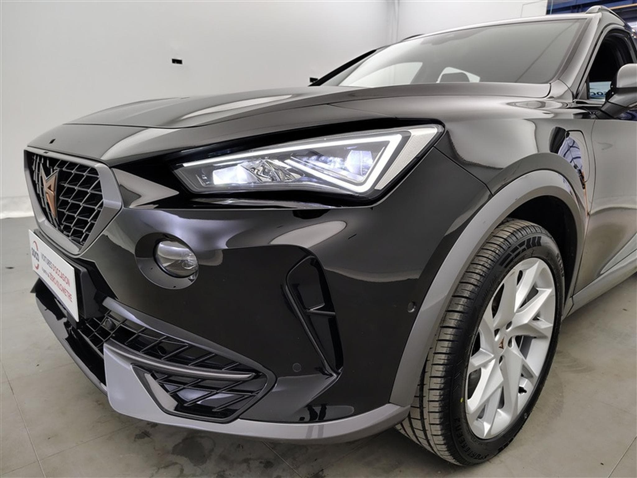 Cupra Formentor 1.4 e-Hybrid 204cv PHEV DSG NAVI / FULL LED / CAMERA / JA 18 (2024) - Photo 15