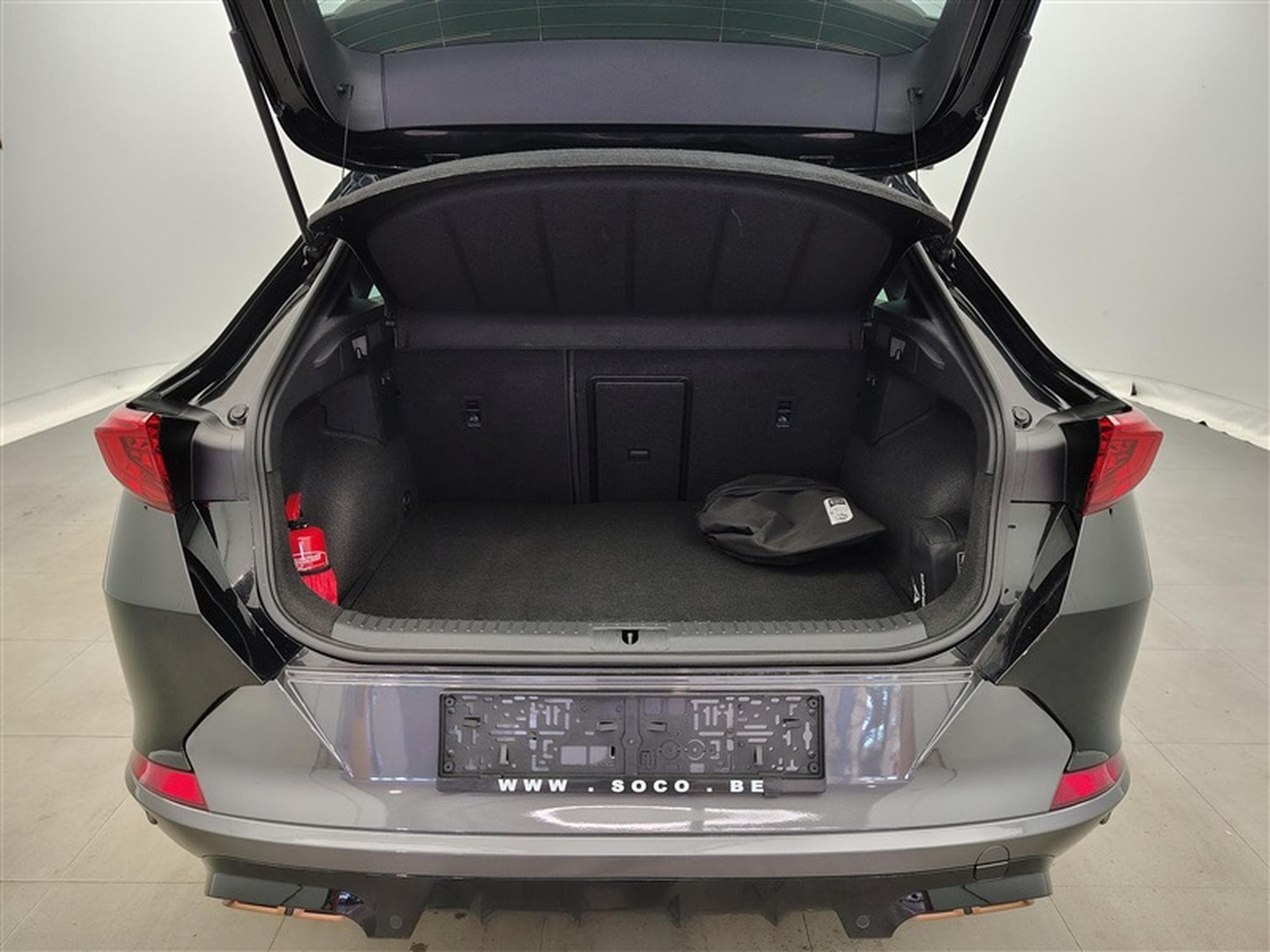 Cupra Formentor 1.4 e-Hybrid 204cv PHEV DSG NAVI / FULL LED / CAMERA / JA 18 (2024) - Photo 19