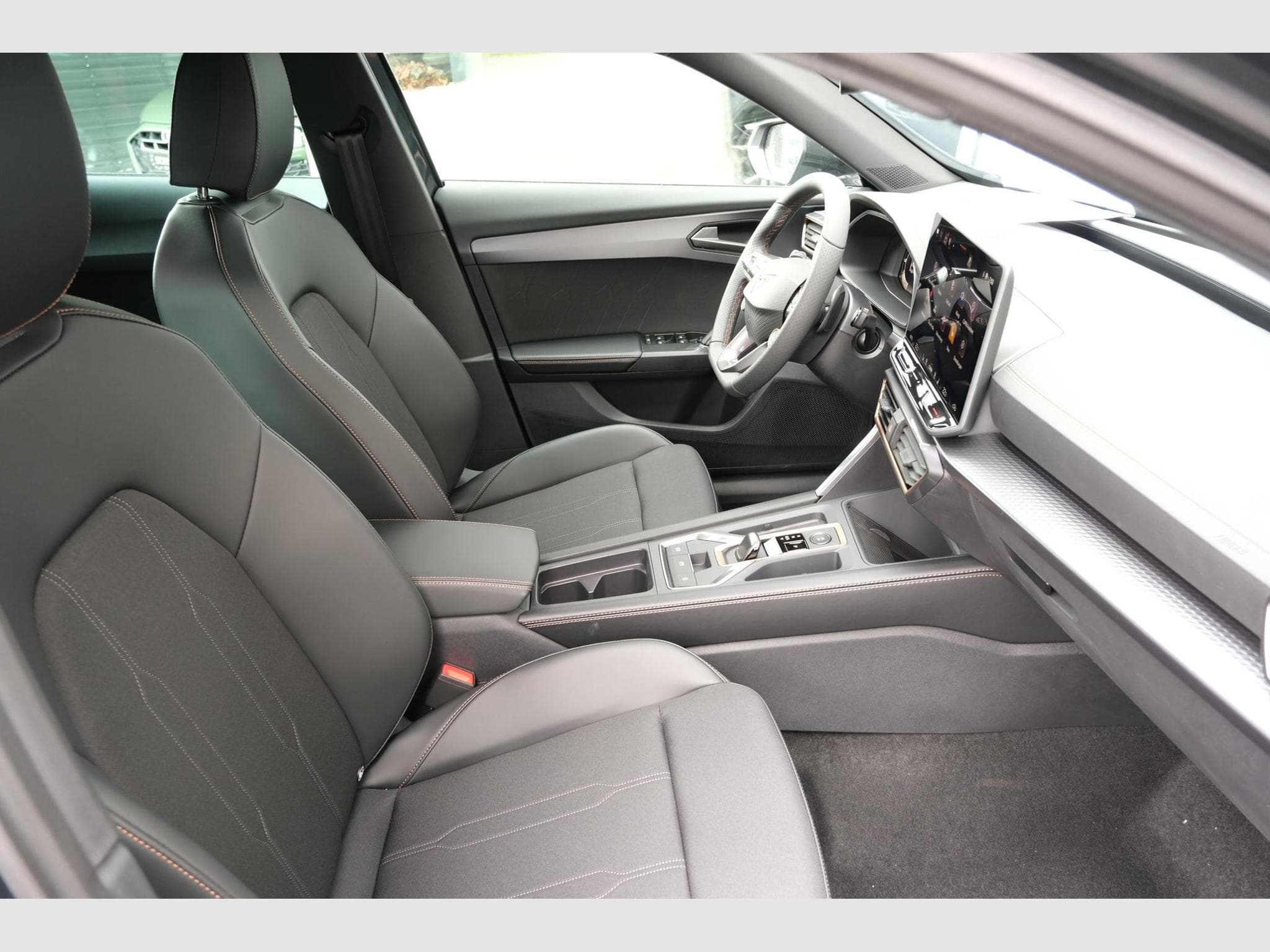 Cupra Formentor 1.5 eTSI DSG (2026) - Foto 7