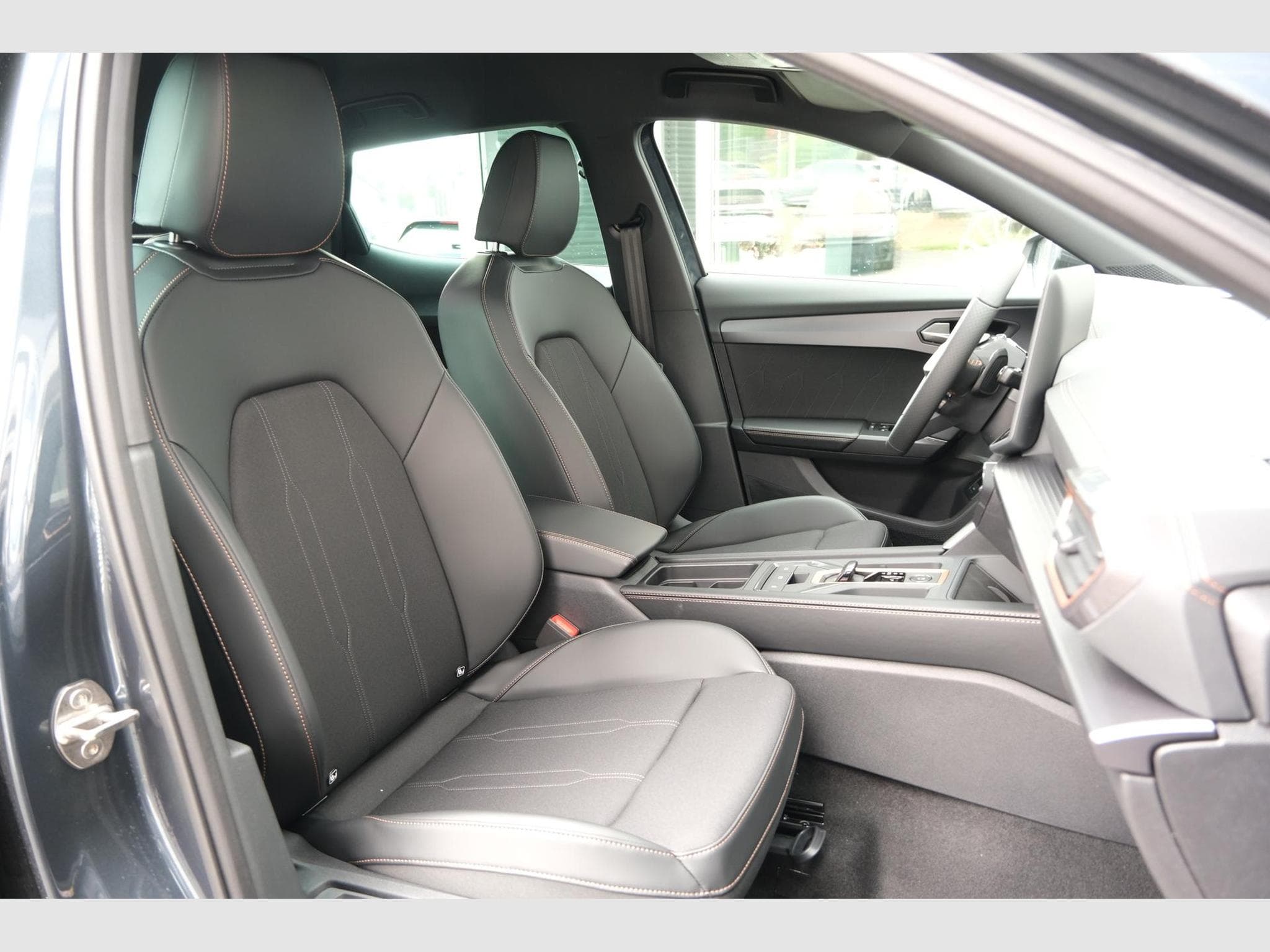 Cupra Formentor 1.5 eTSI DSG (2026) - Foto 22