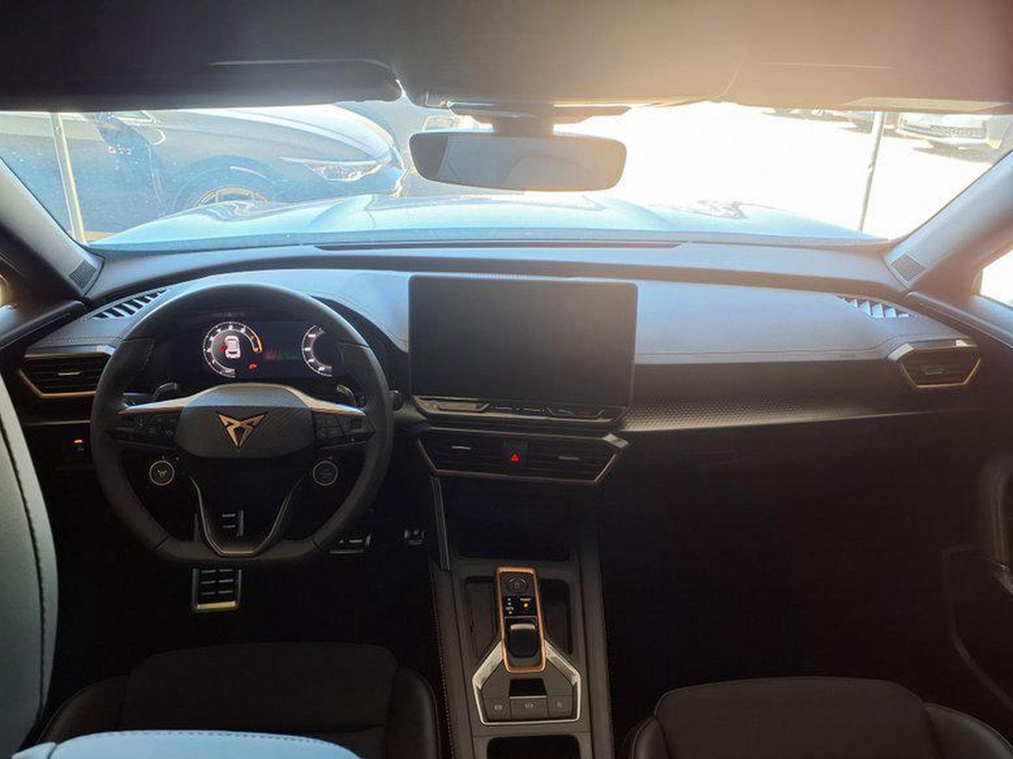 Cupra Formentor 1.5 eTSI 7-Gang-DSG (2026) - Foto 7