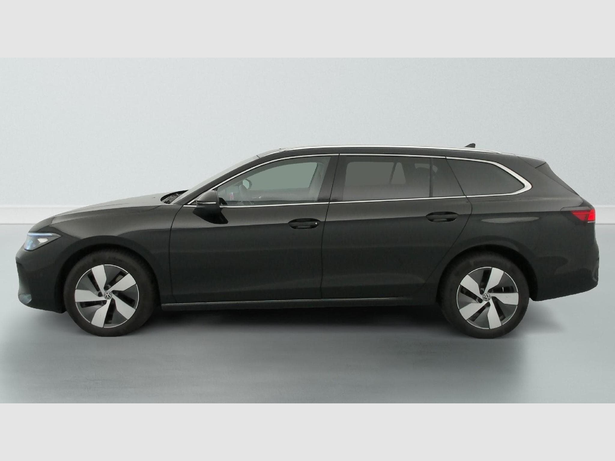 VW Passat Life Plus (2025) - Foto 4