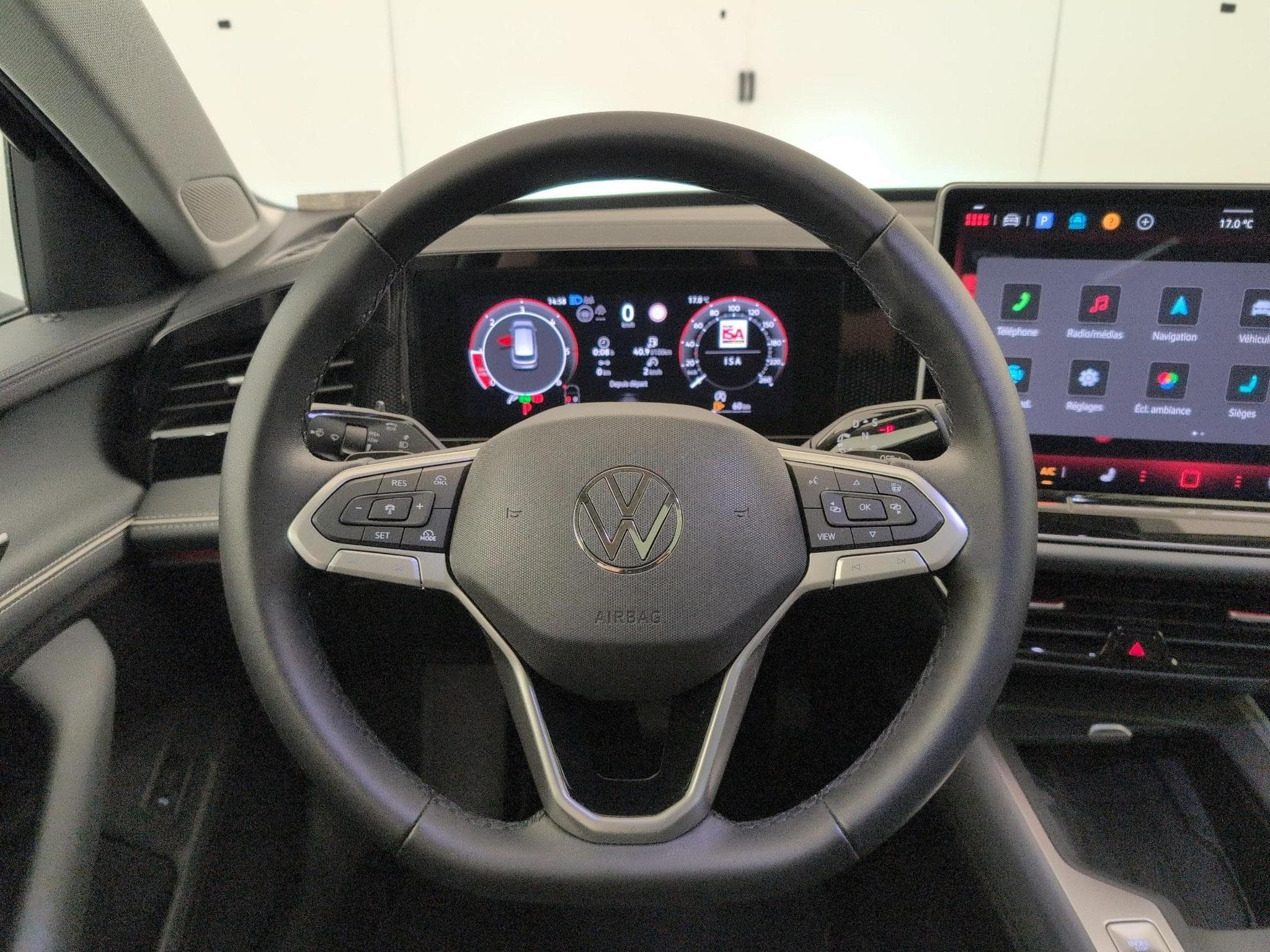 VW Passat Life Plus (2025) - Foto 19
