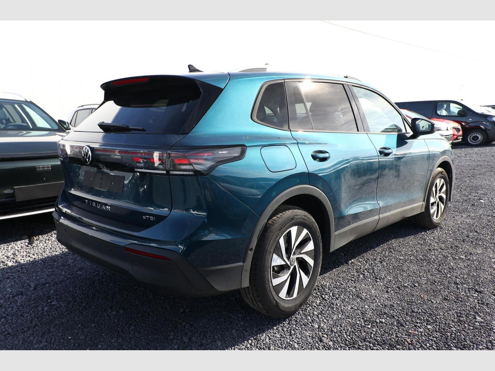 VW Tiguan DSG LED+ IQ.DRIVE (2026) - Foto 3