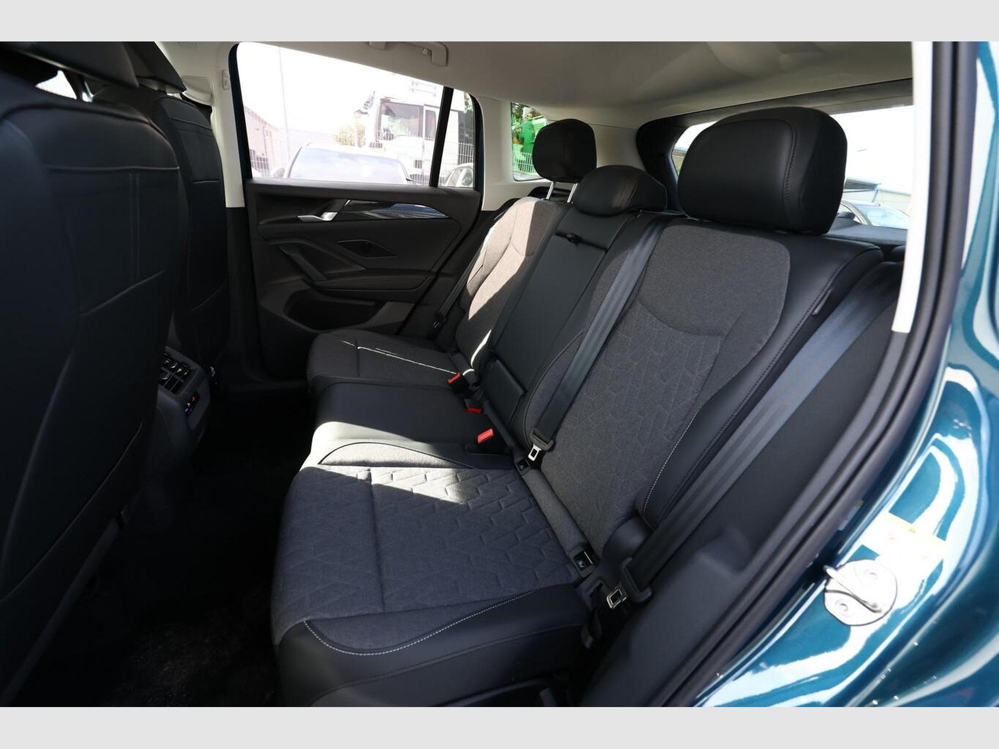 VW Tiguan DSG LED+ IQ.DRIVE (2026) - Foto 10