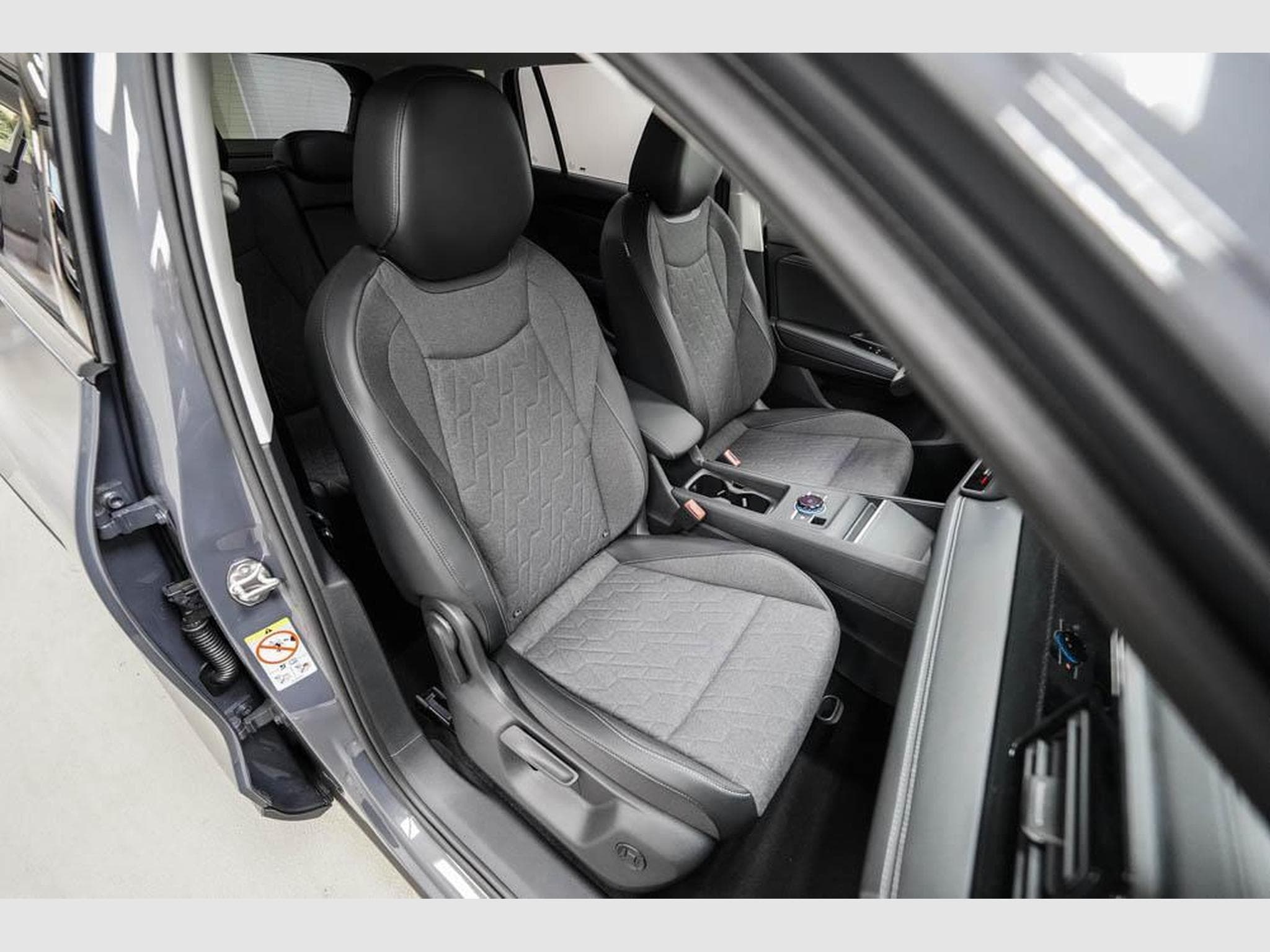 VW Tiguan 1,5 eTSI DSG (2026) - Foto 23
