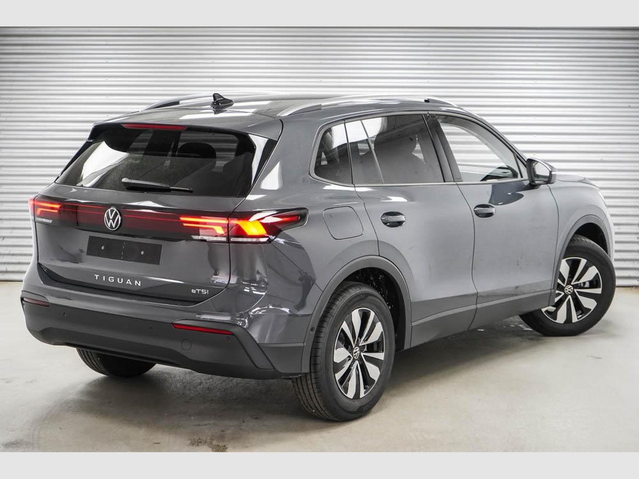 VW Tiguan 1,5 eTSI DSG (2026) - Foto 3