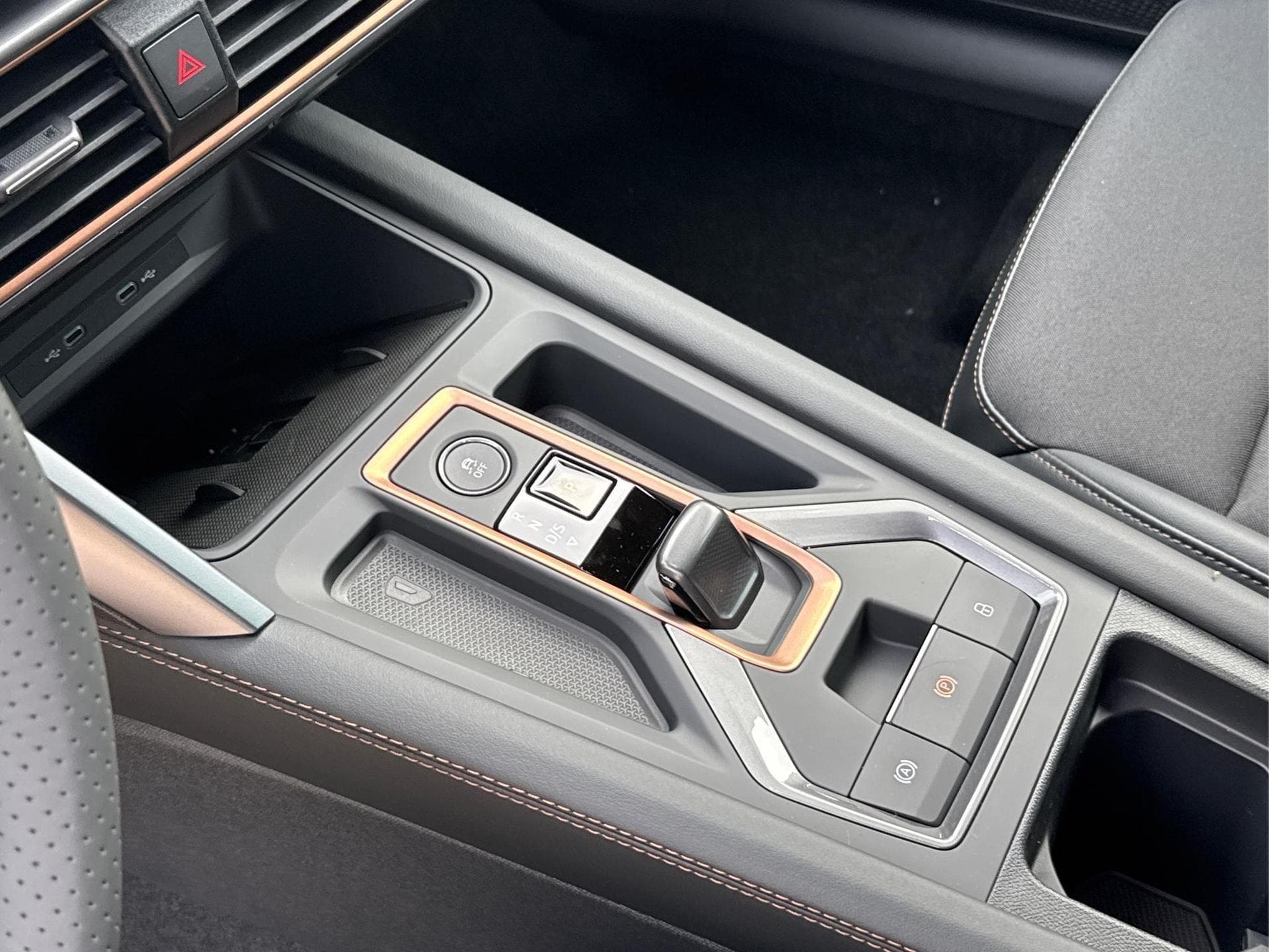 Cupra Leon Leon Sportstourer (2026) - Foto 24