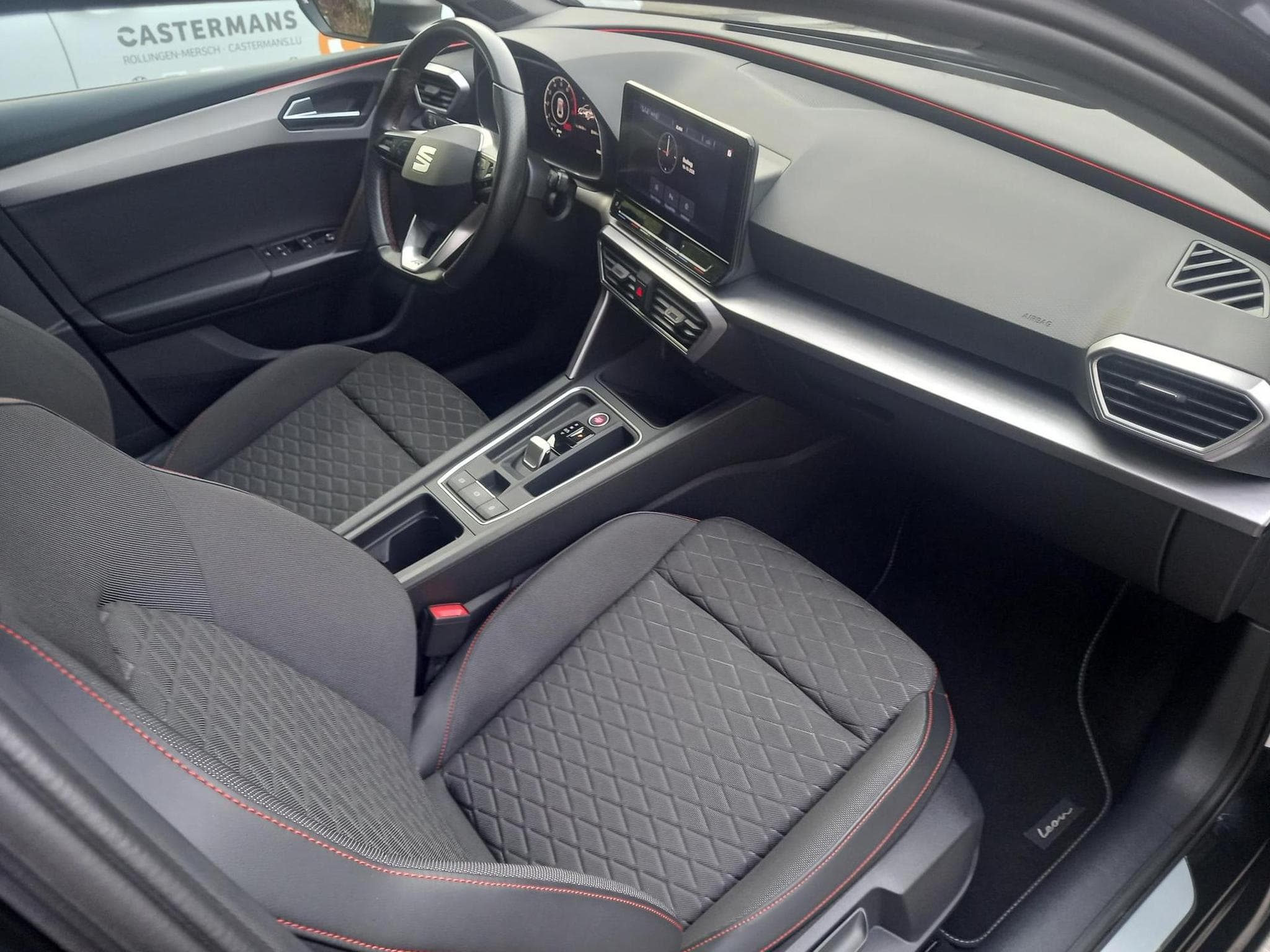 Seat Leon FR 1.5 eTSI (2022) - Foto 7