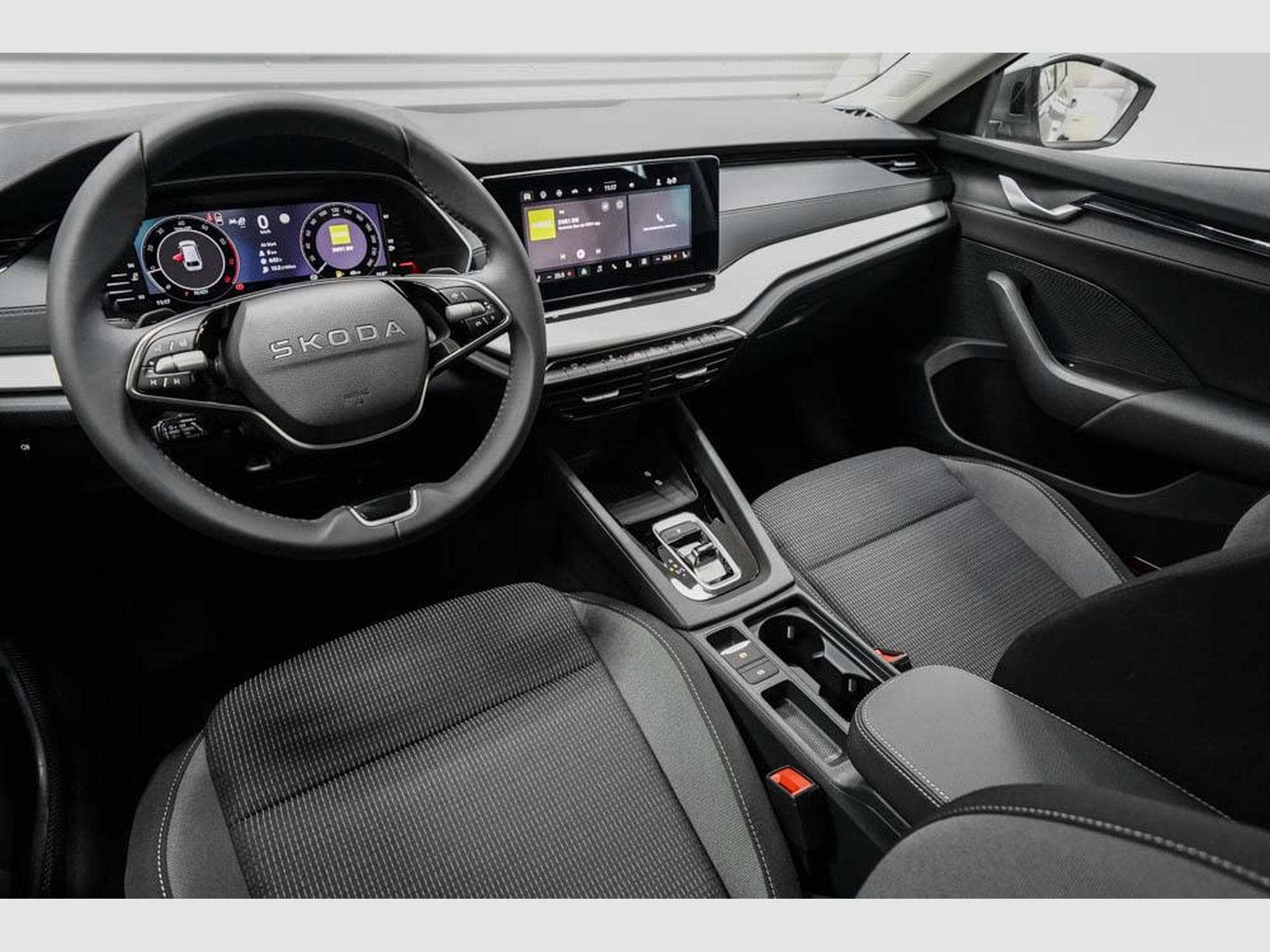 Skoda Octavia Kombi 1,5 TSI (2026) - Foto 7