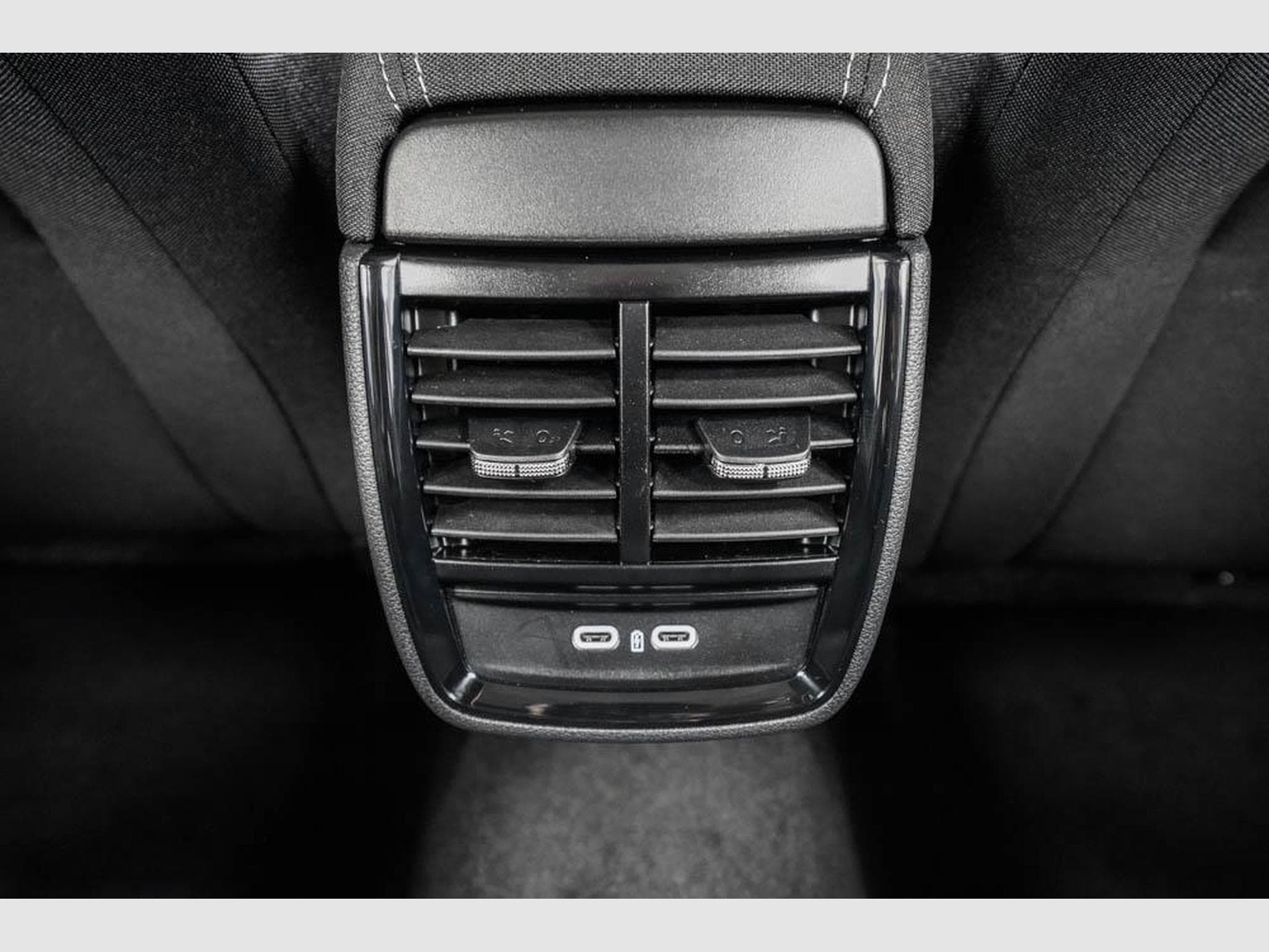 Skoda Kamiq 1,0 TSI DSG (2026) - Foto 16