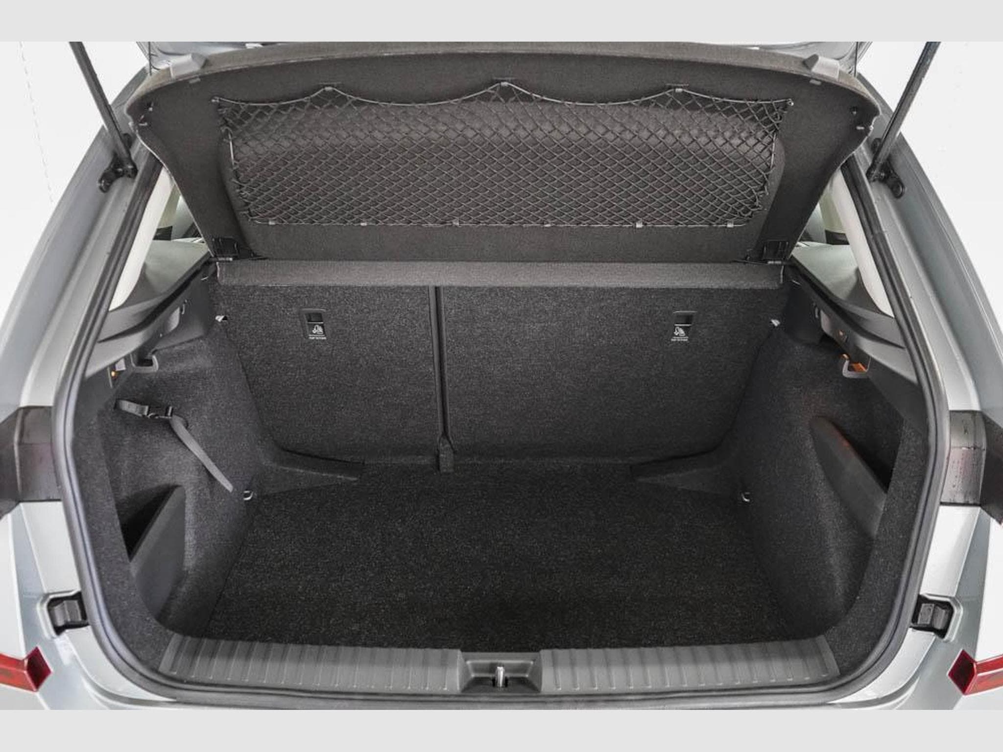 Skoda Kamiq 1,0 TSI DSG (2026) - Foto 17